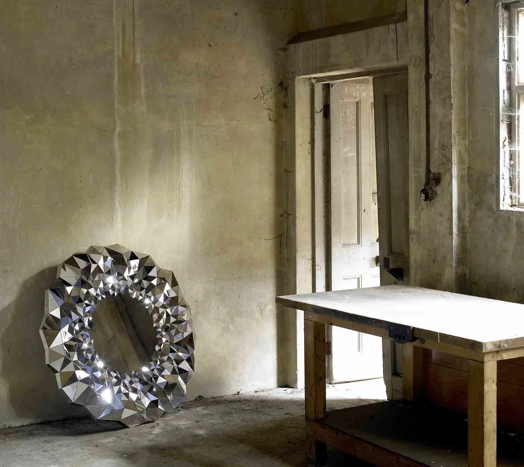 ‘Stellar’ mirror from Jake Phipps
