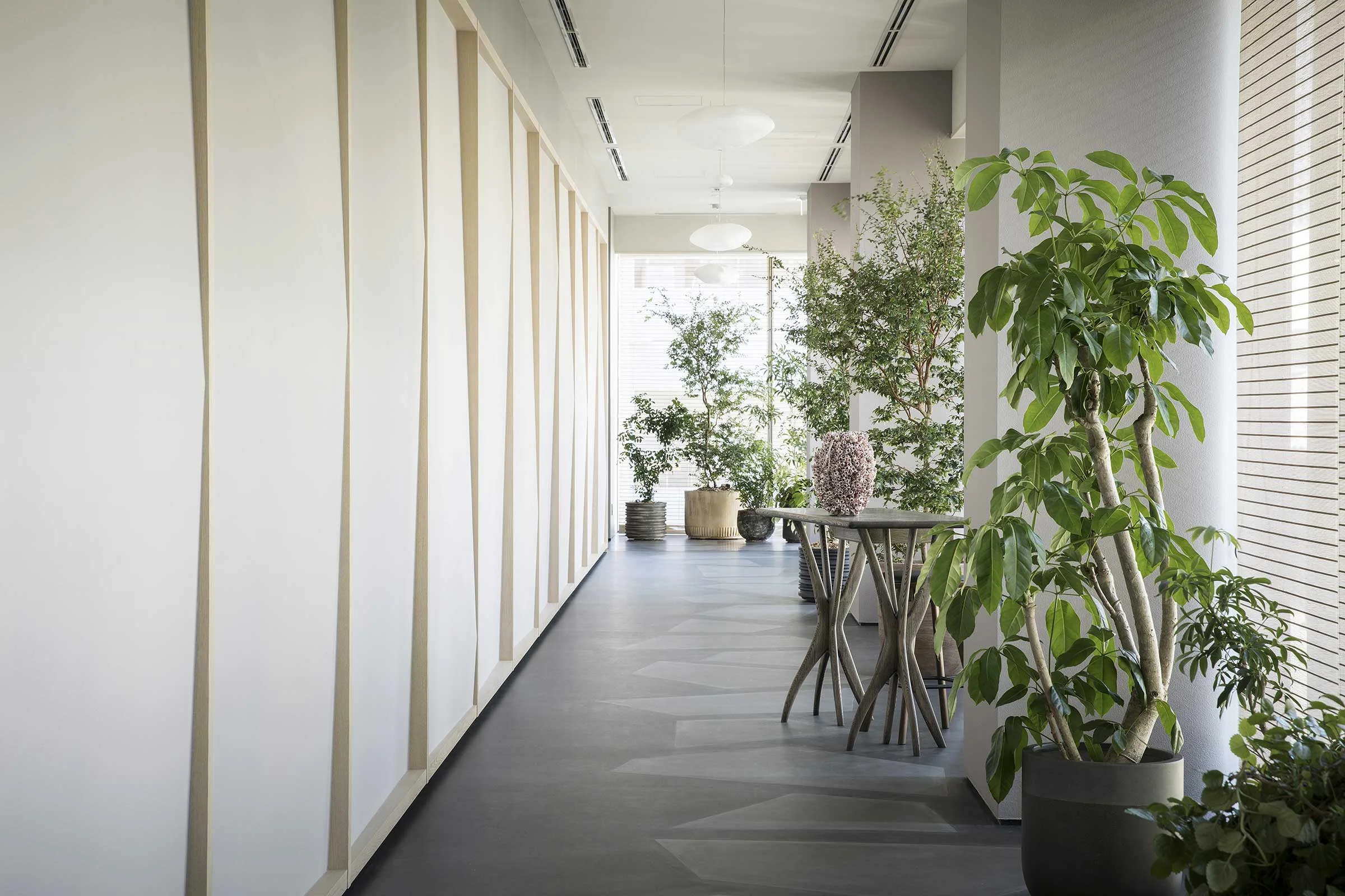 INUA-Restaurant_OEO-Studio_photo-credit-Aoki-Michinori_002_hires.jpg