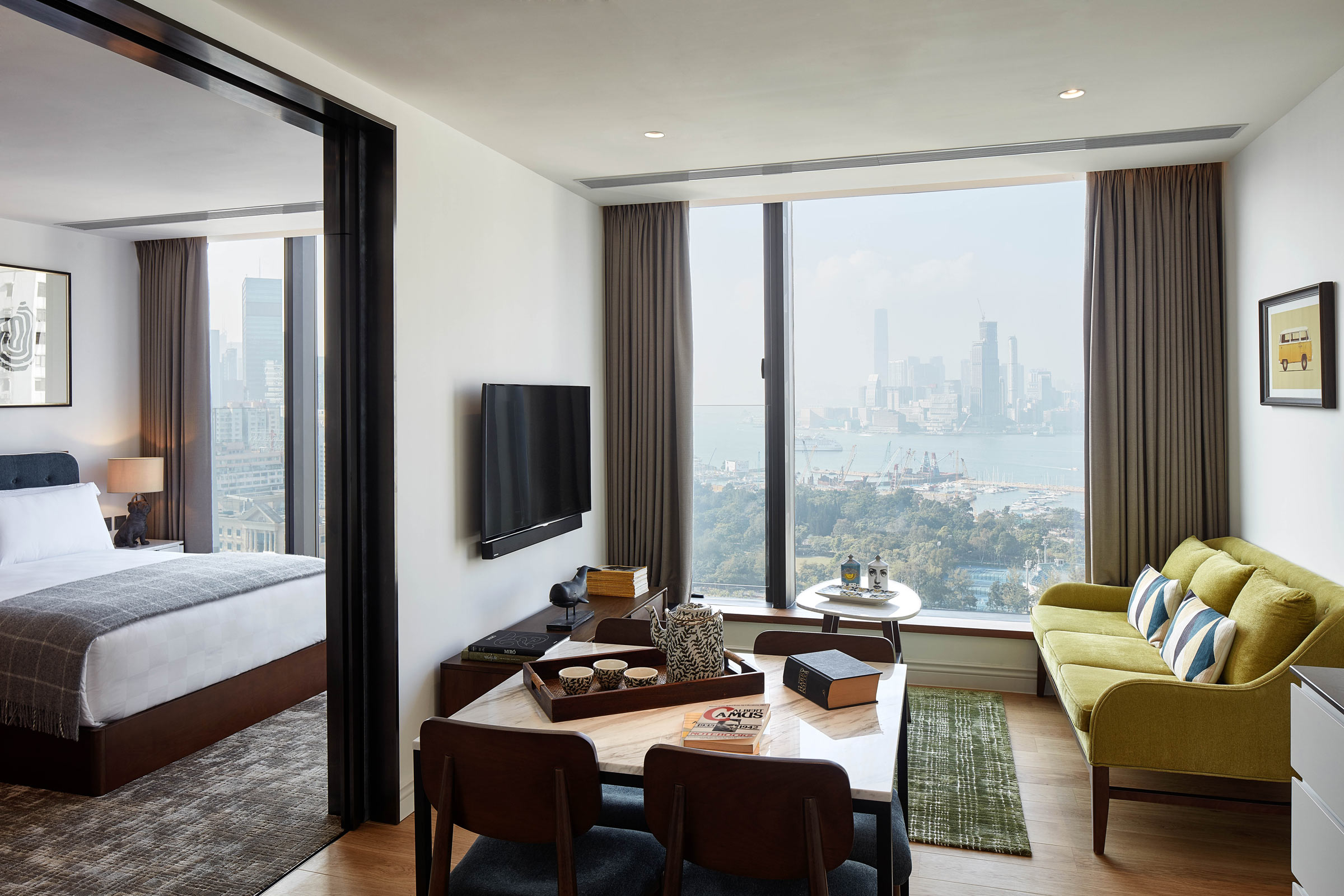 Little-Tai-Hang’s-One-Bedroom-Superior-Harbour-View.jpg