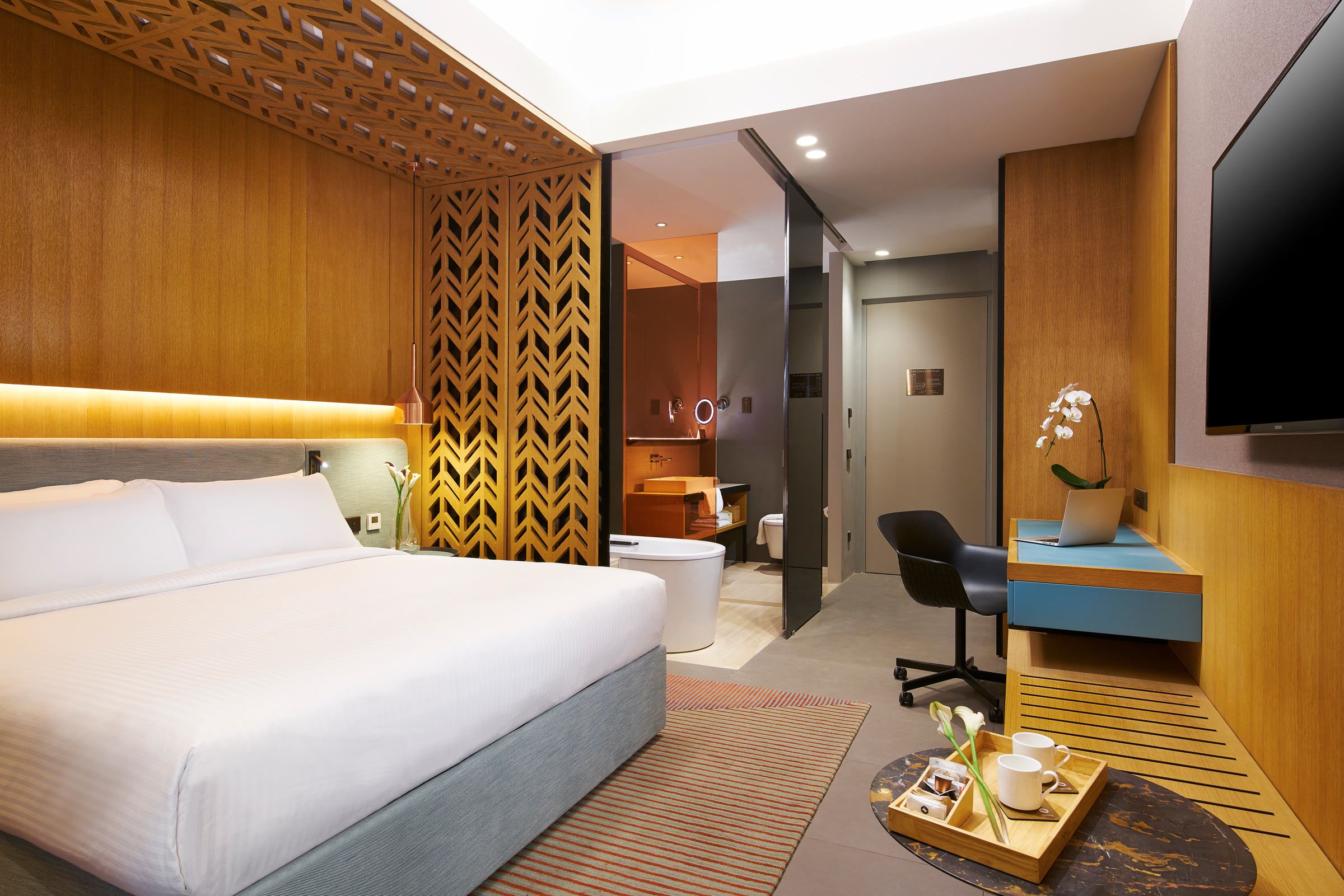 Oasia-Hotel-Downtown,-Singapore---Club-Room.jpg