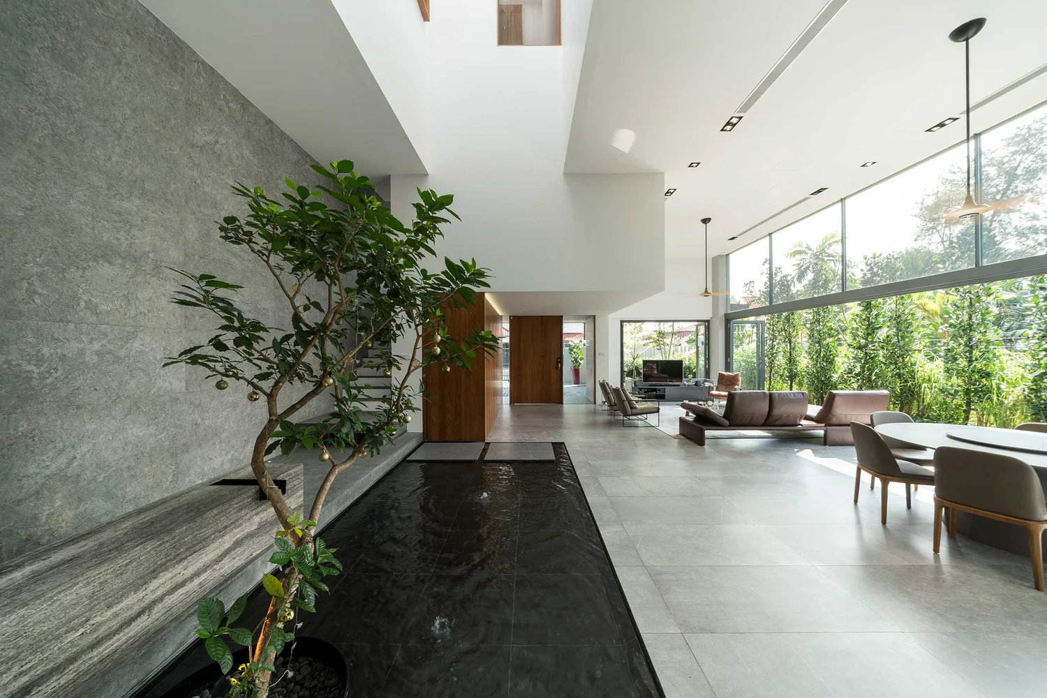 Modern Tropical House Interior Design