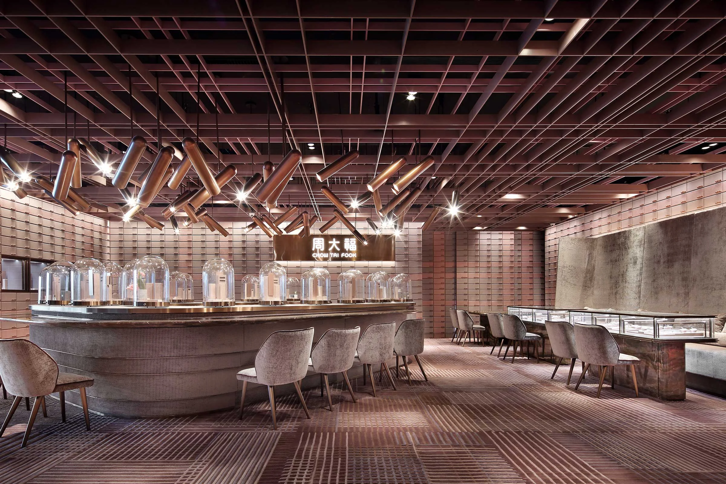 Shenzhen Chow Tai Fook Experience Shop. Image by Jiangnan Photography