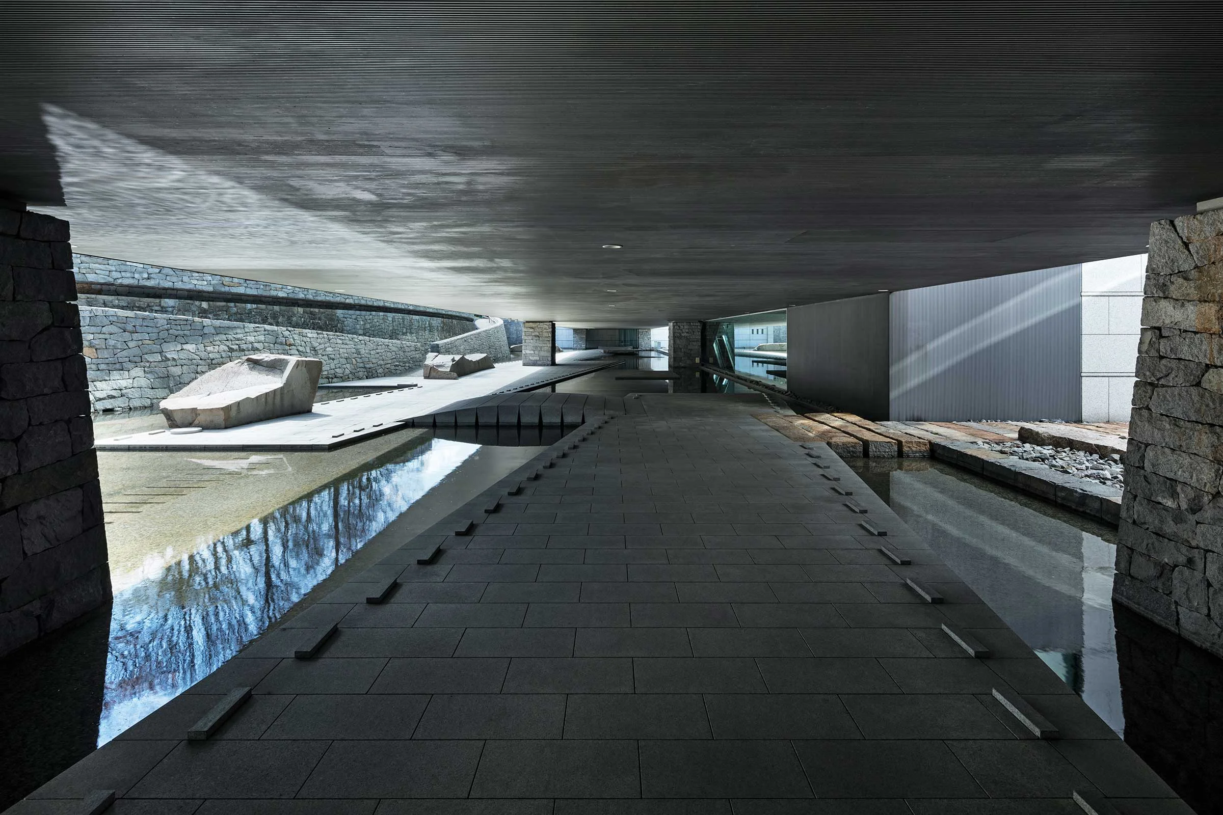 Image by Kenta Hasegawa