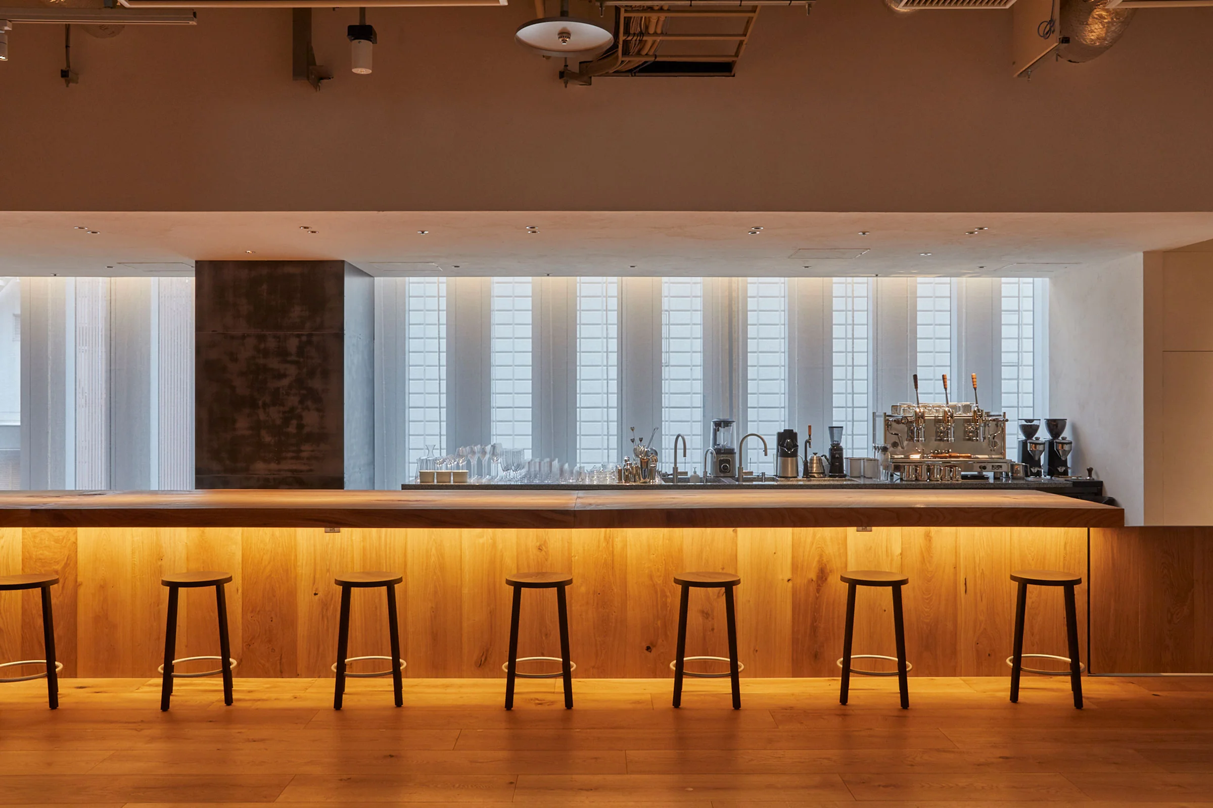 ATELIER-MUJI-_Saloon-2.jpg
