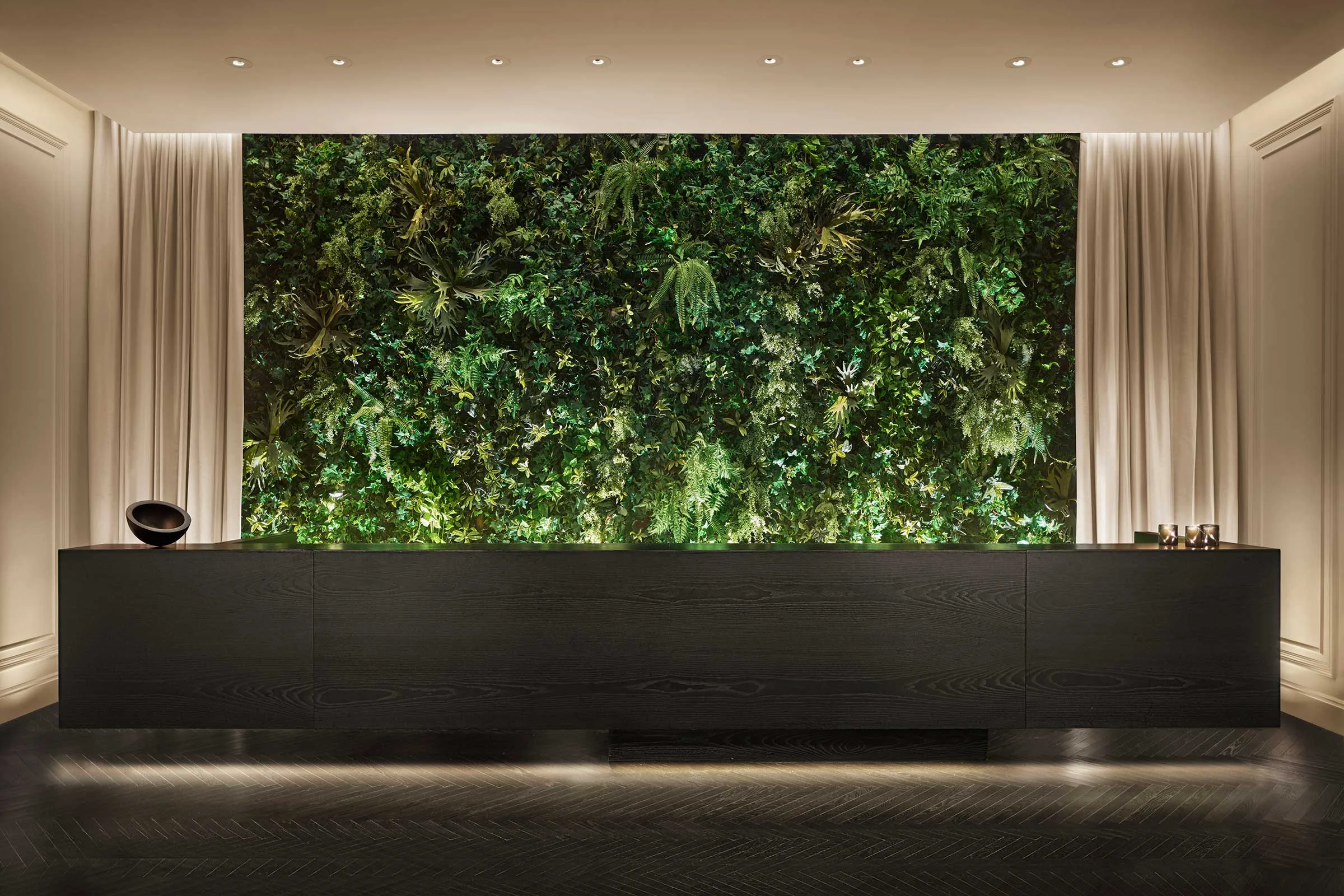 The-Times-Square-EDITION_Lobby-Reception-Desk_-Credit-Nicolas-Koenig.jpg