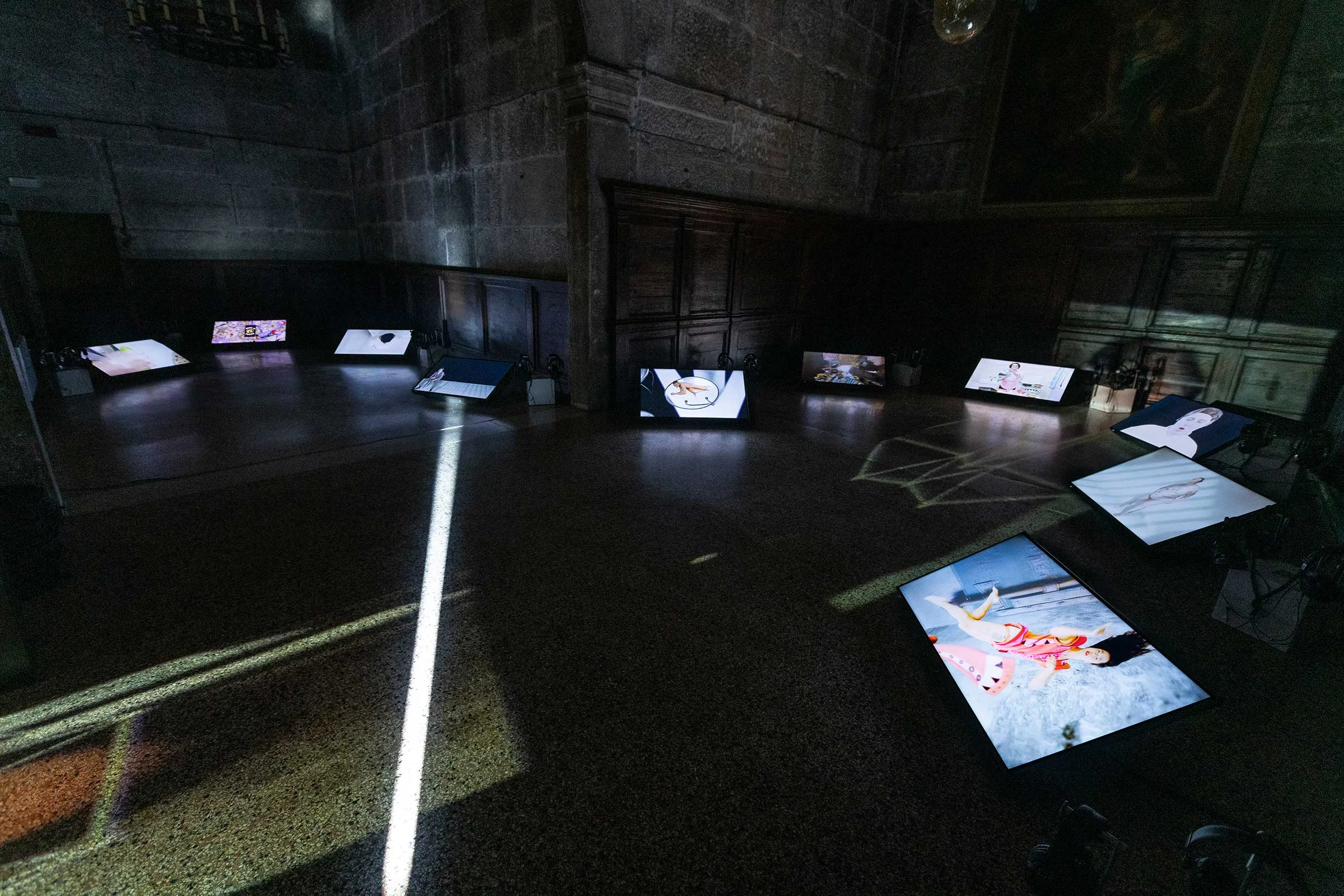 (6)-Shu-Lea-Cheang,-3X3X6,-mixed-media-installation-©-Shu-Lea-Cheang..jpg