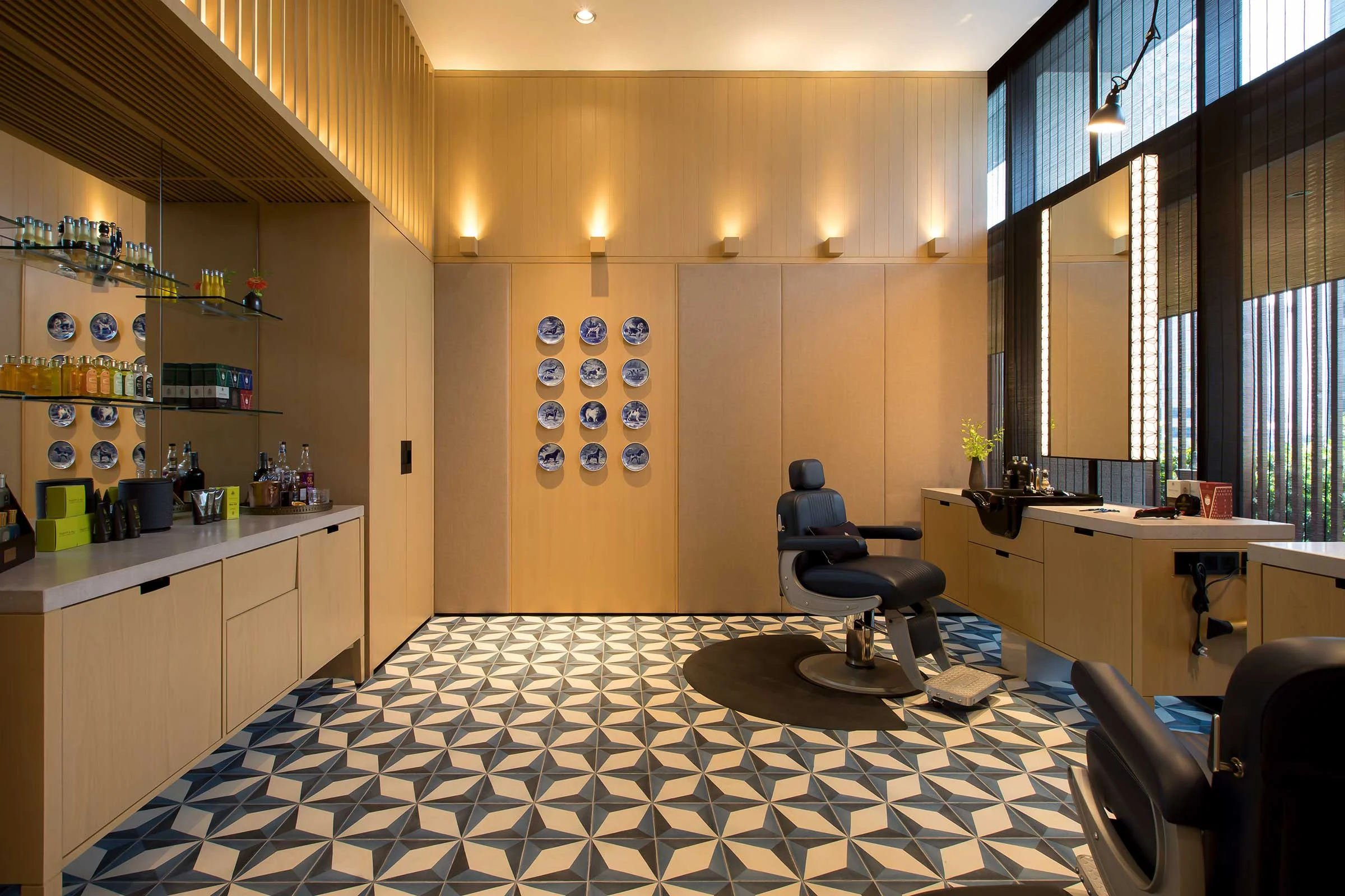 Barber-at-The-RuMa-by-Truefitt-&-Hill.jpg