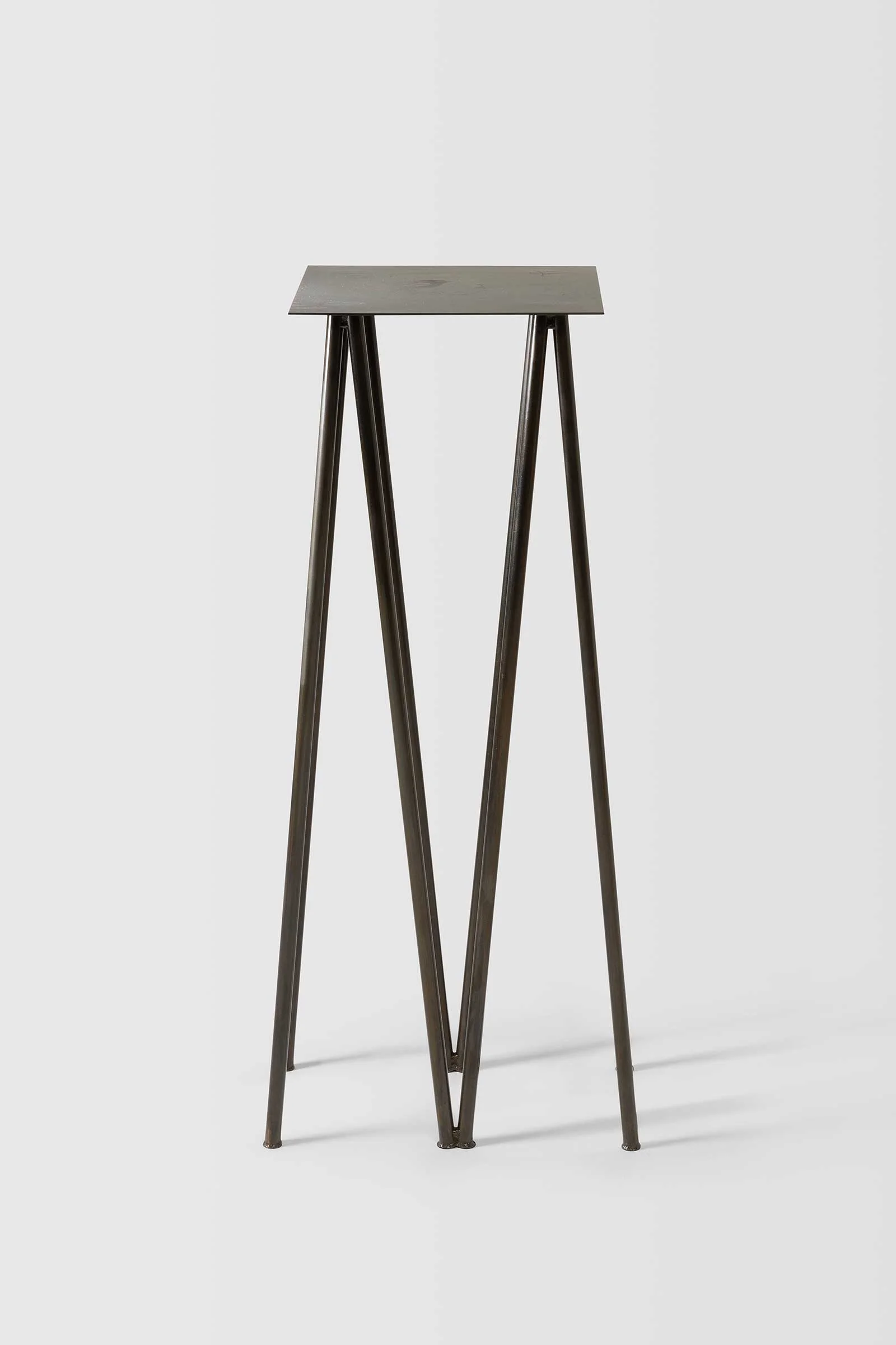 2018_PaperTable_Perspective_White_01.jpg