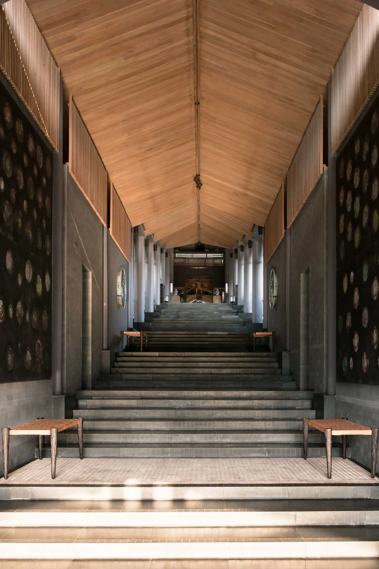 Amanoi,-Vietnam---Steps-to-Main-Restaurant_High-Res_6118.jpg