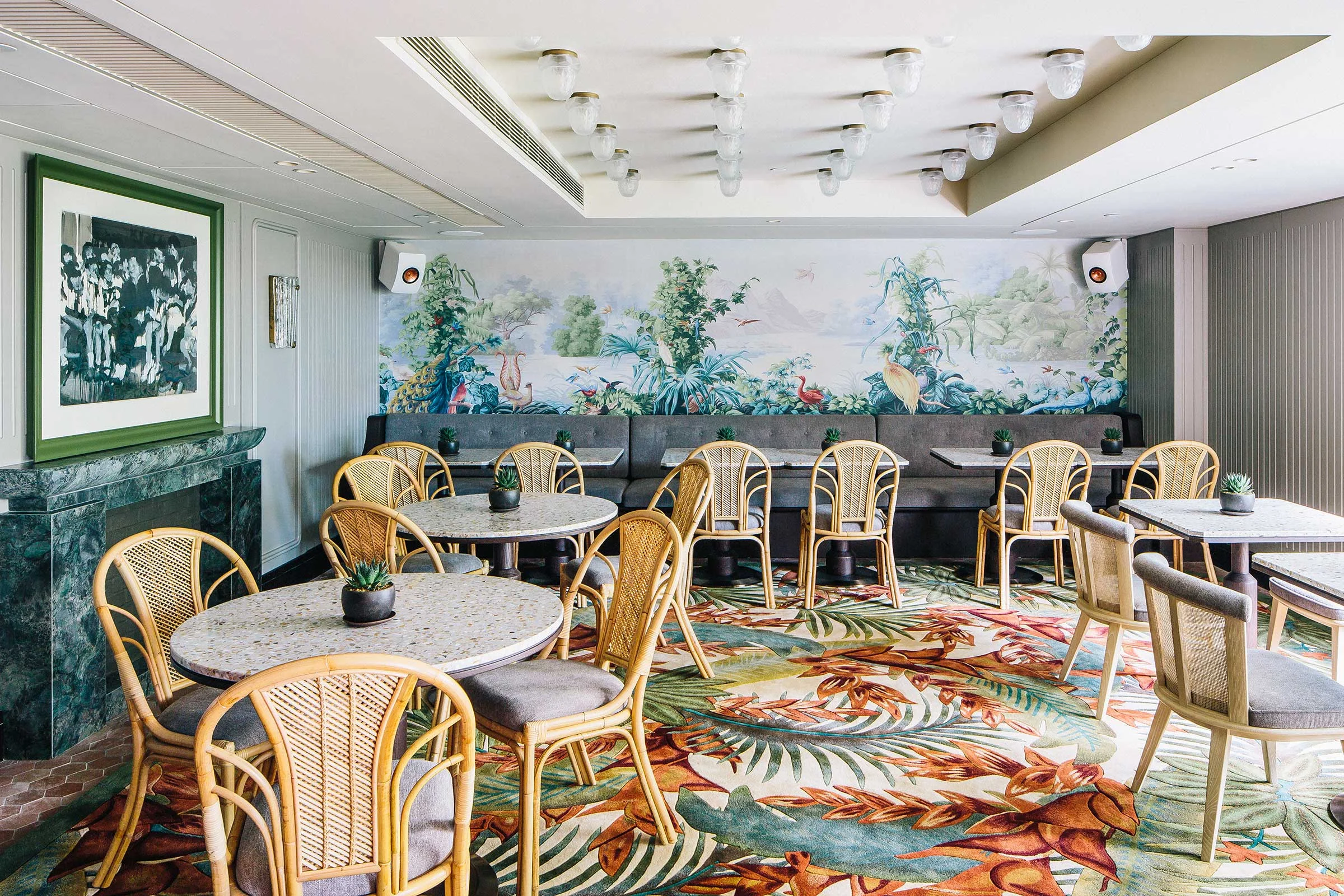 French Restaurant Louise Evokes the Home of a Refined Mademoiselle ...