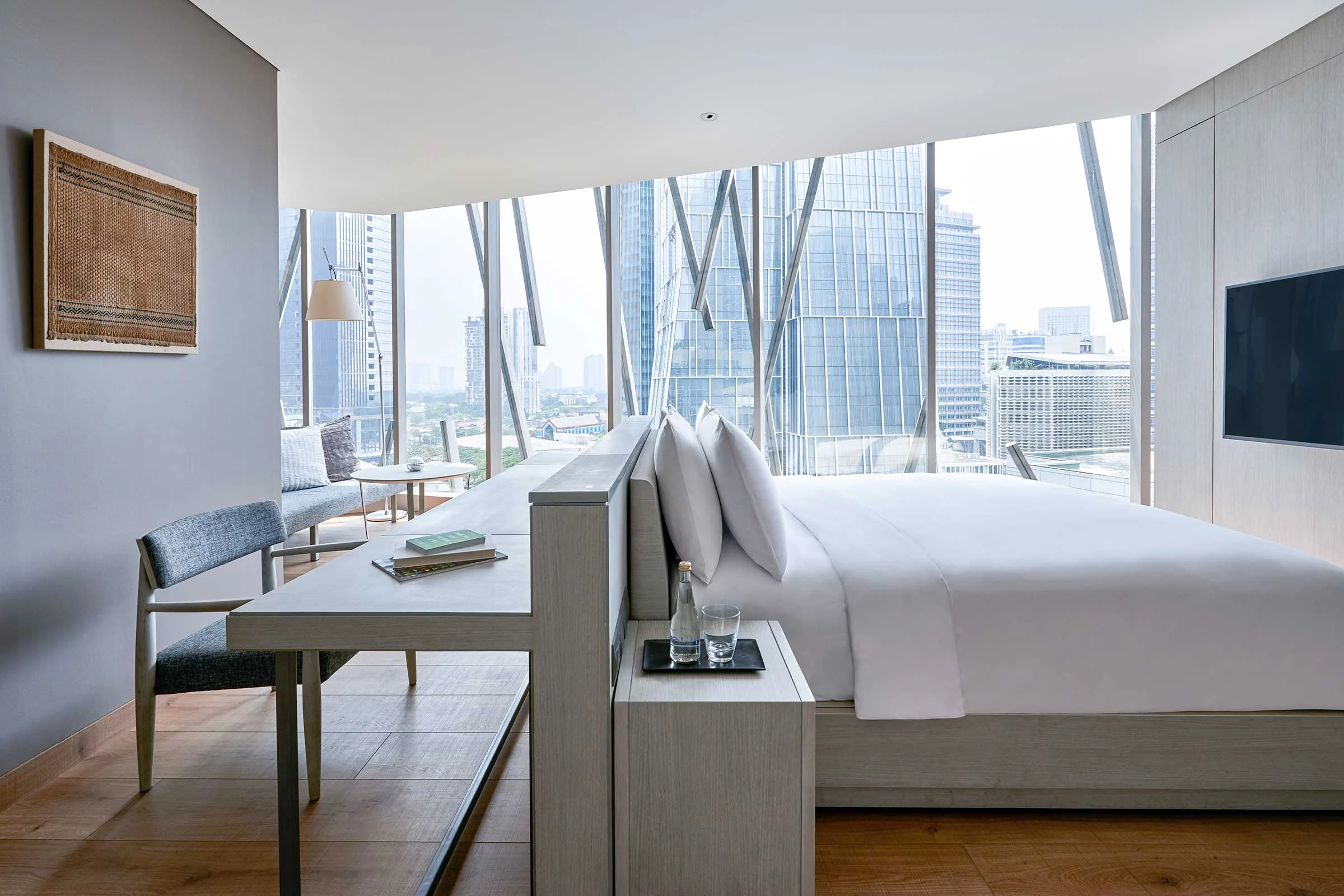 AJS---Accommodation---XL-King---Bedroom.jpg