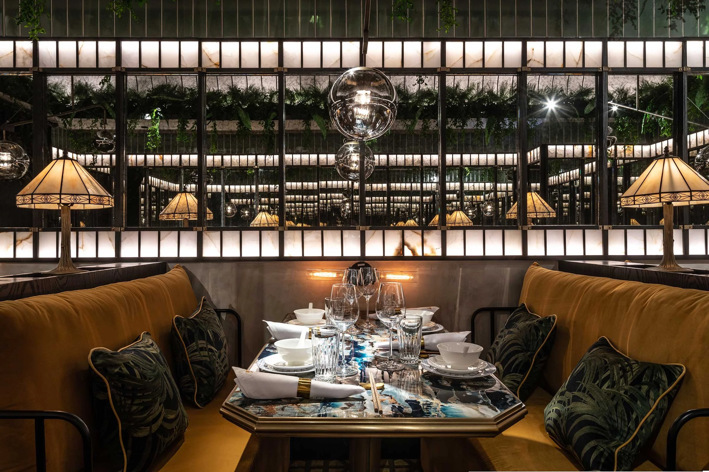 Mott 32 Opens at Marina Bay Sands — Design Anthology
