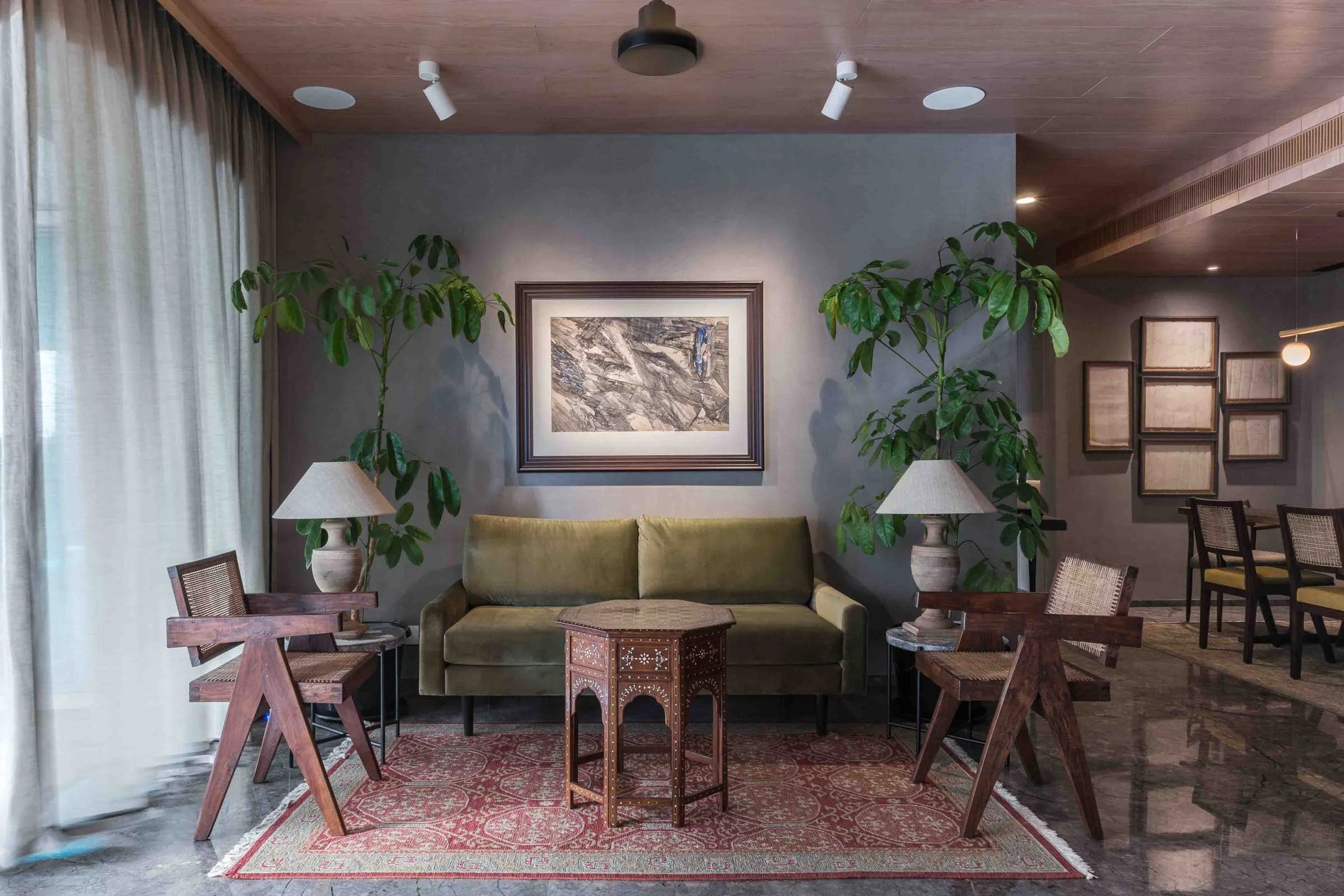 Interior Design in Asia - Mumbai - This Mumbai Home Tells a Layered ...