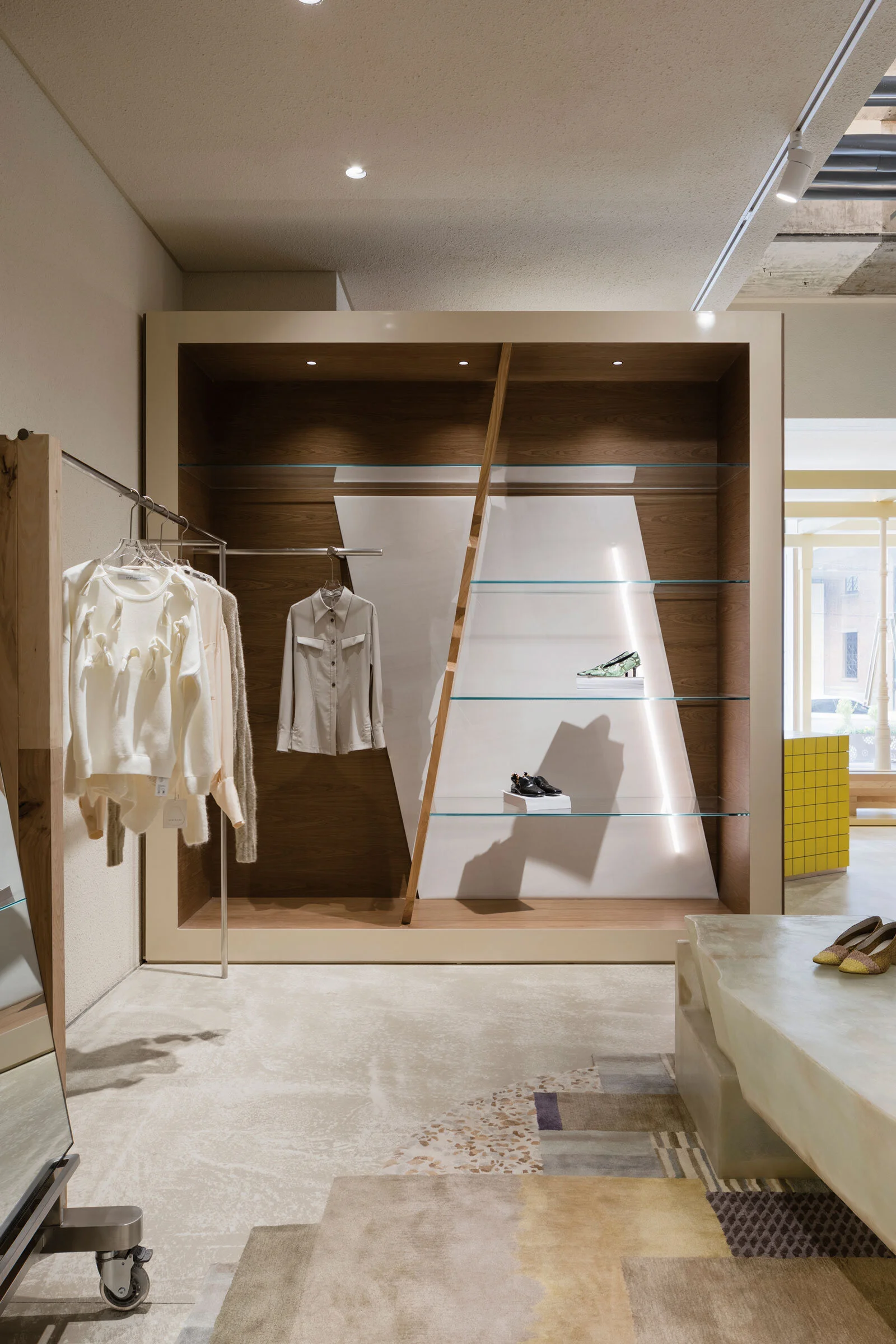 Design-Anthology-2021-09 Looknow flagship store - Sò Studio-18-Display-area-©-Wen-Studio.jpg