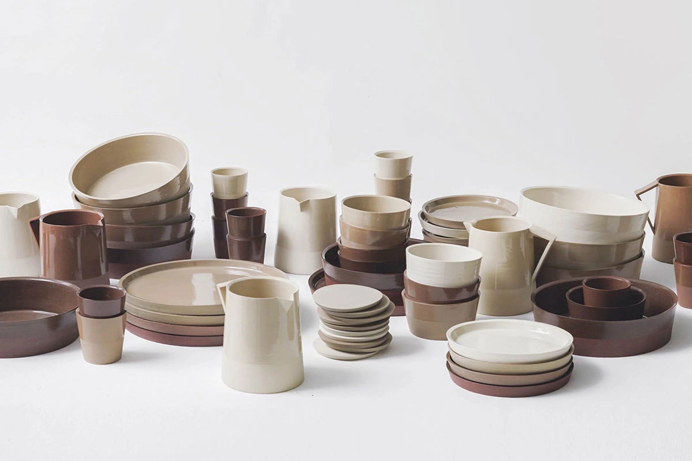 DA-Awards--People-Industrial-Designer-Kyuhyung-Cho-and-Jungyou-Choi-15_newonggi_04.jpg