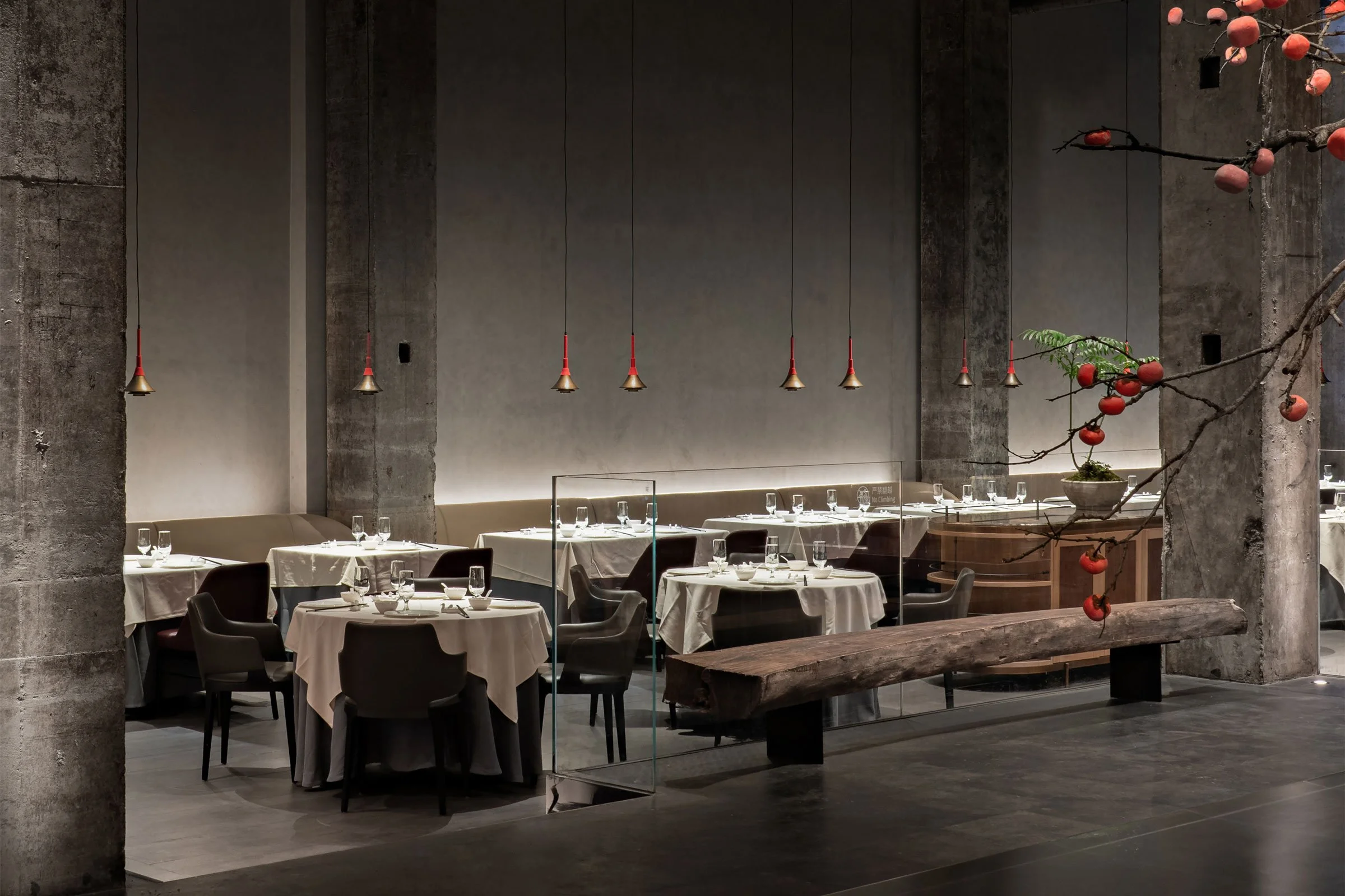 DA-Awards-Places-Hospitality-Dining-IN.X-Siji_Minfu_Restaurant__Maliandao___3_202104_image_by_Yan_Zheng.jpg