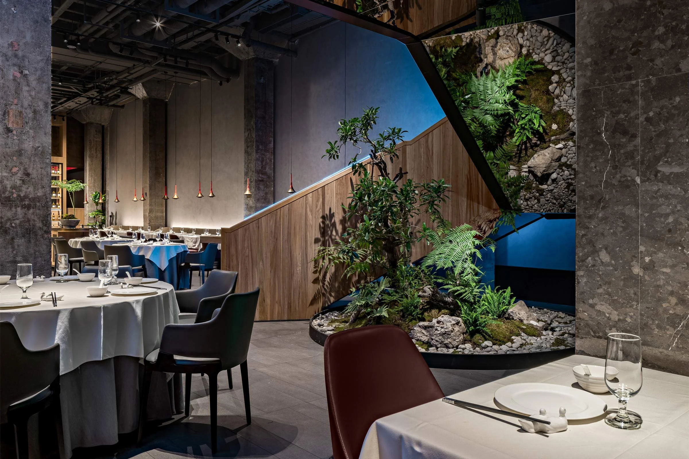 DA-Awards-Places-Hospitality-Dining-IN.X-Siji_Minfu_Restaurant__Maliandao___9_202104_image_by_Yan_Zheng.jpg