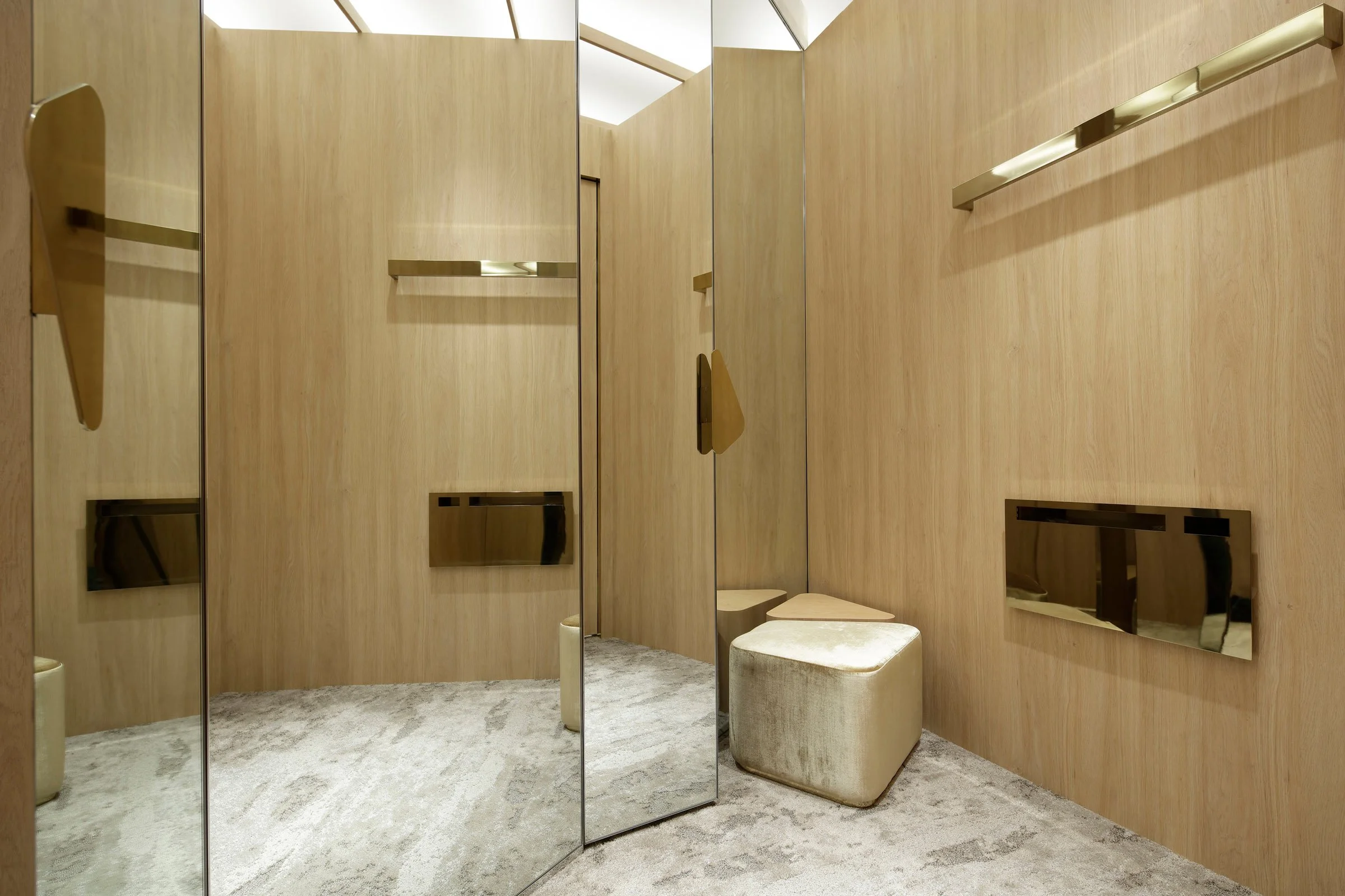 DA-Awards-Places-Retail-Spaces-CURIOSITY-Interior_8_201909_imageby_satoshishigeta.jpg
