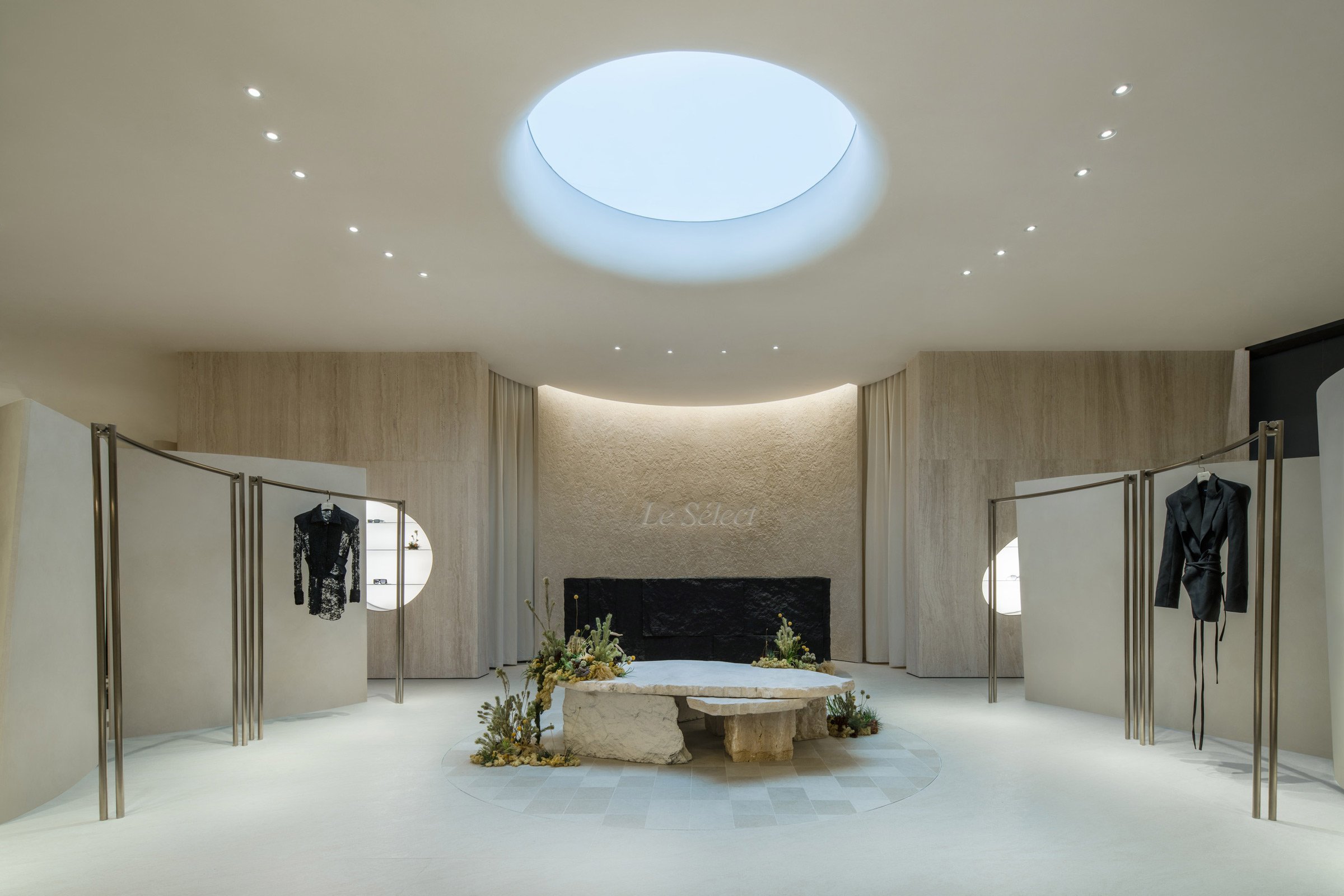 Le Sélect is an Ode to Natural Stone