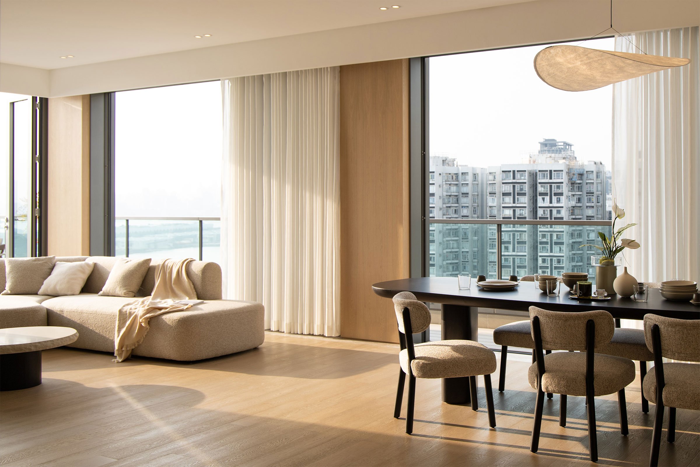 A Hong Kong Duplex with a View