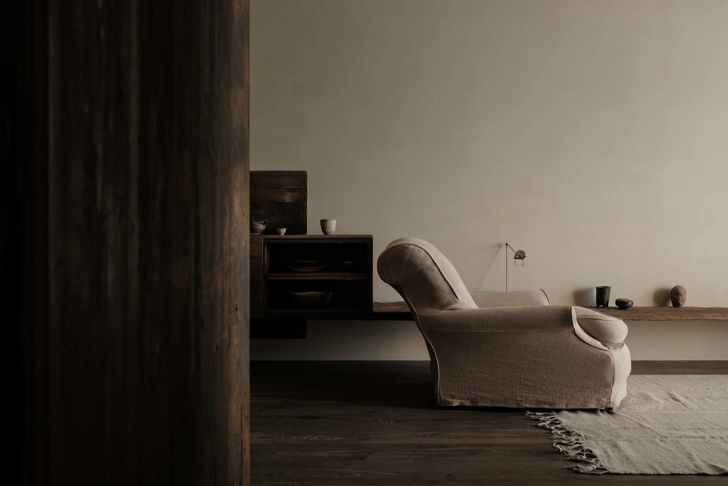 An Urban Apartment that Mirrors the City