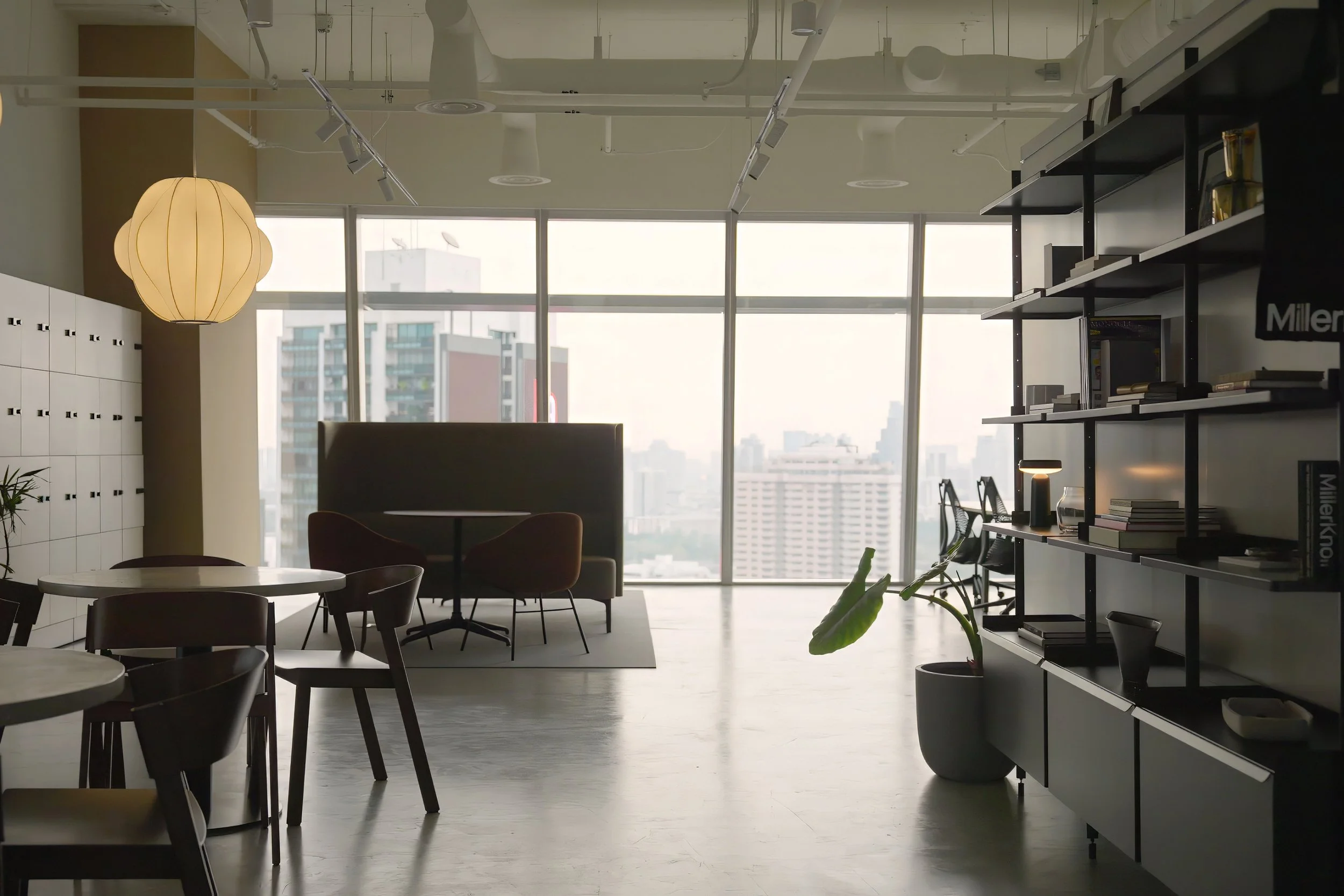 In Bangkok, a Workplace Trades Rigidity for Range