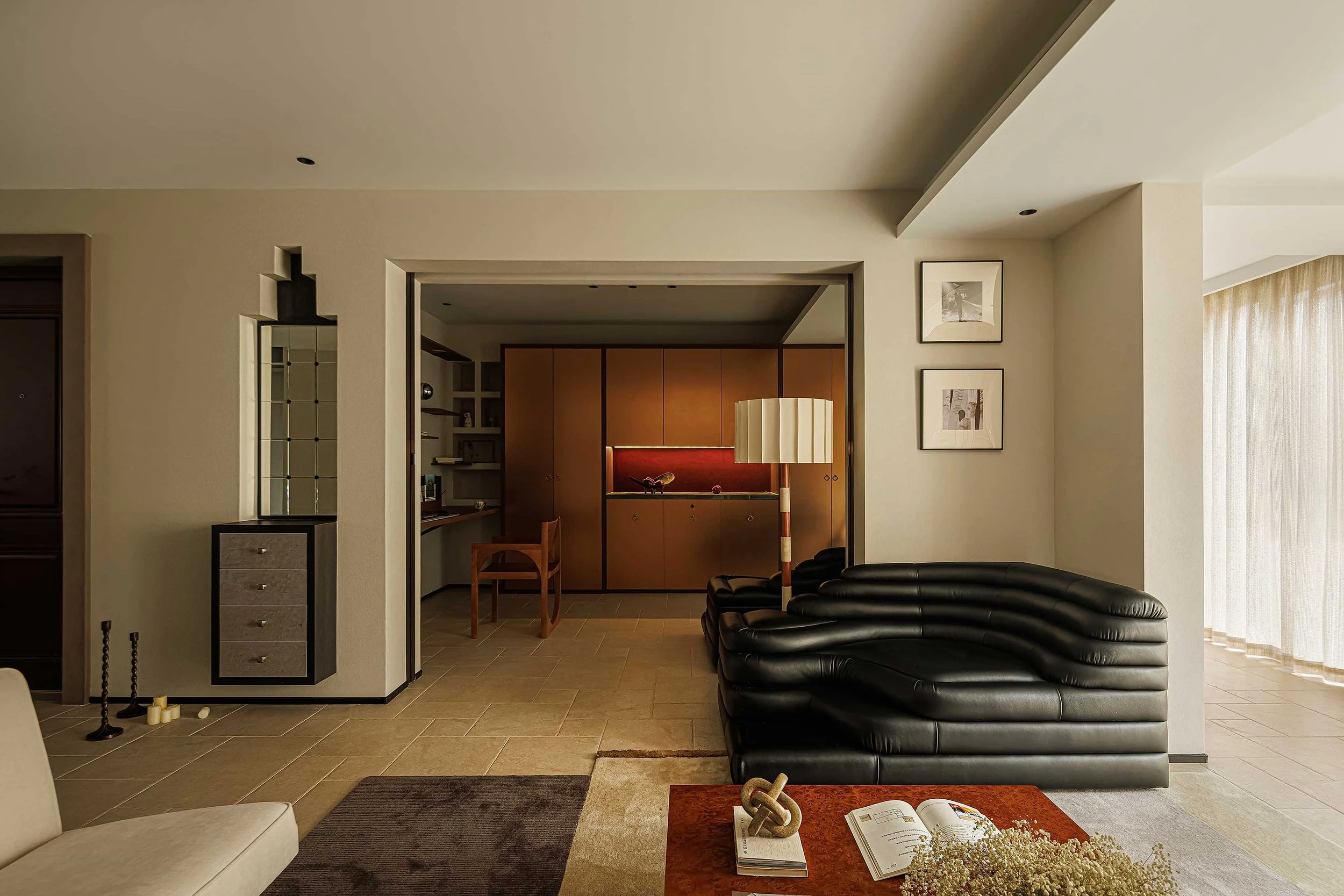 This Nanjing Apartment Brings Tranquillity to City Life