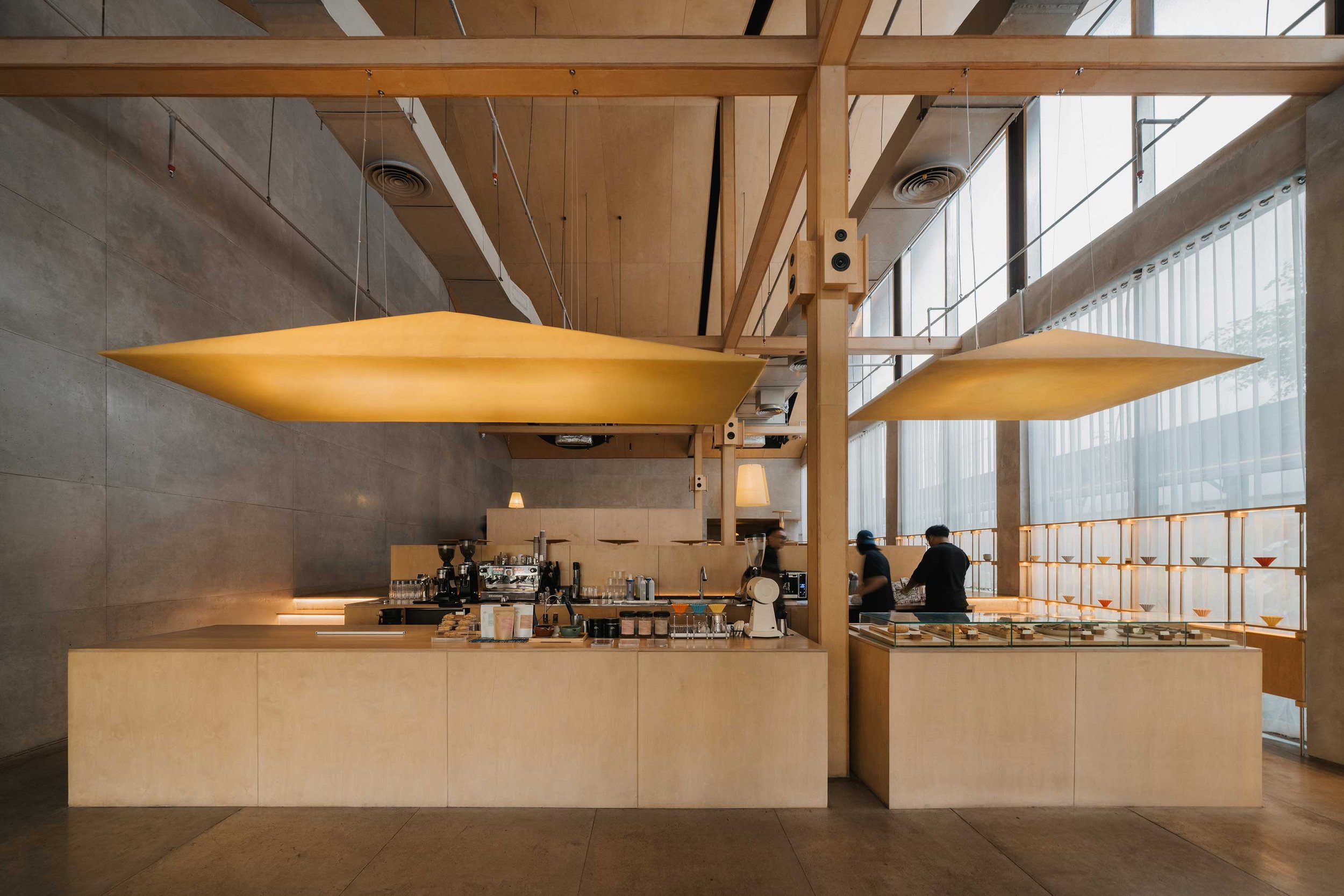 Beneath a Soaring Ceiling, a New Kurasu Cafe in Jakarta Brings Intimacy