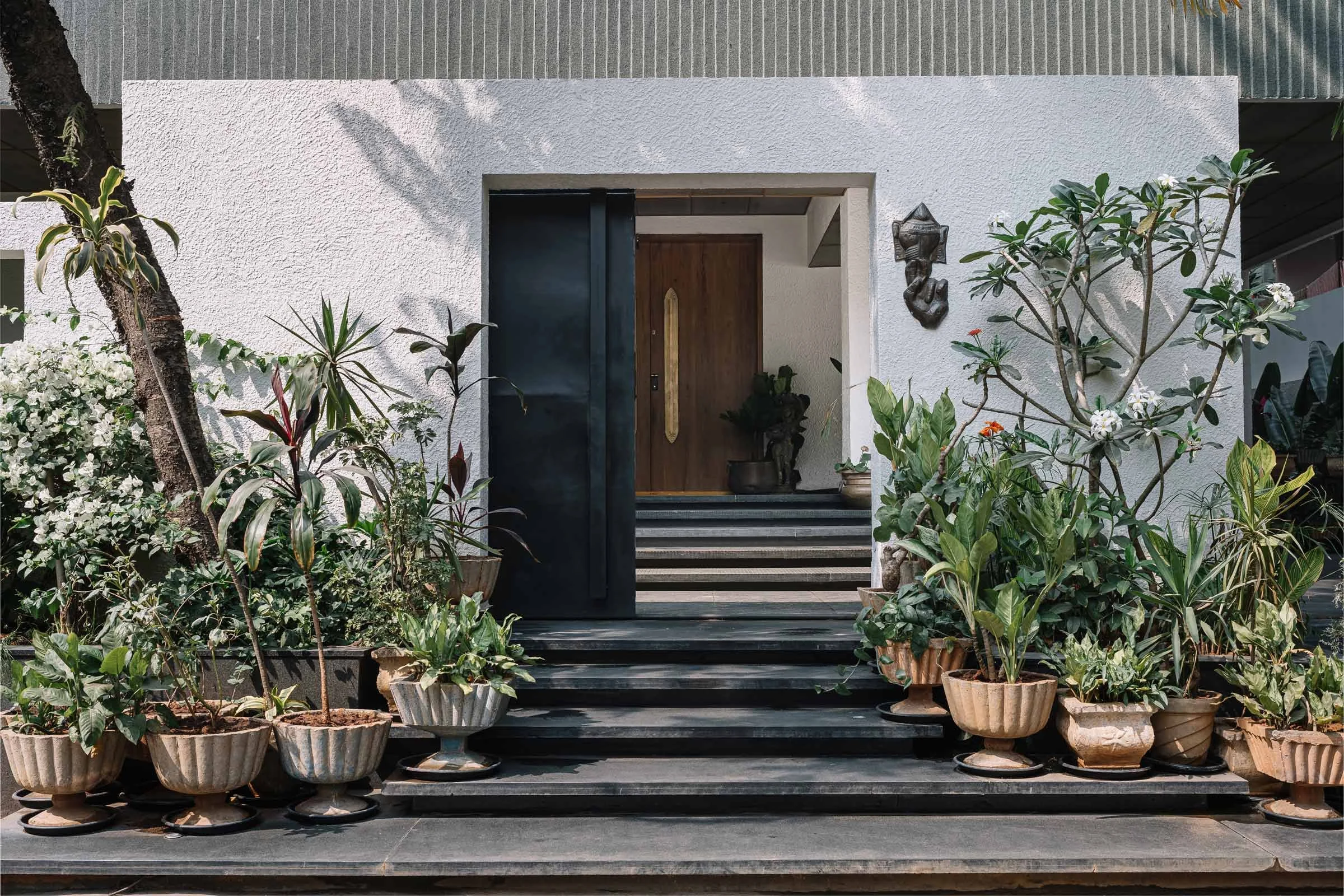 A Modern Family Home that Pays Homage to Indian Tradition — Design ...