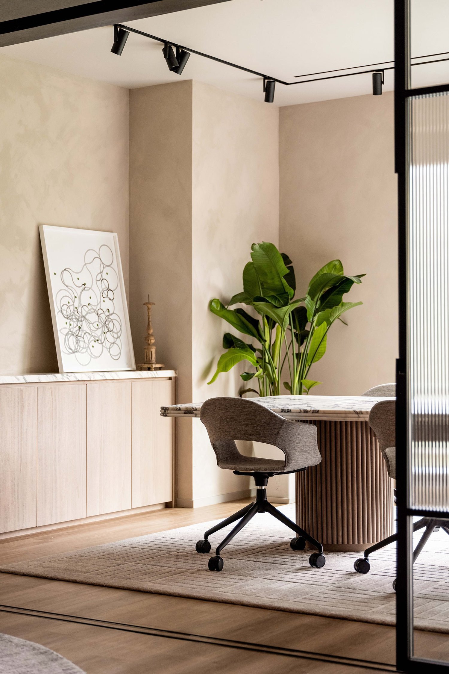 An Intimate, Multi-Generational Office — Design Anthology