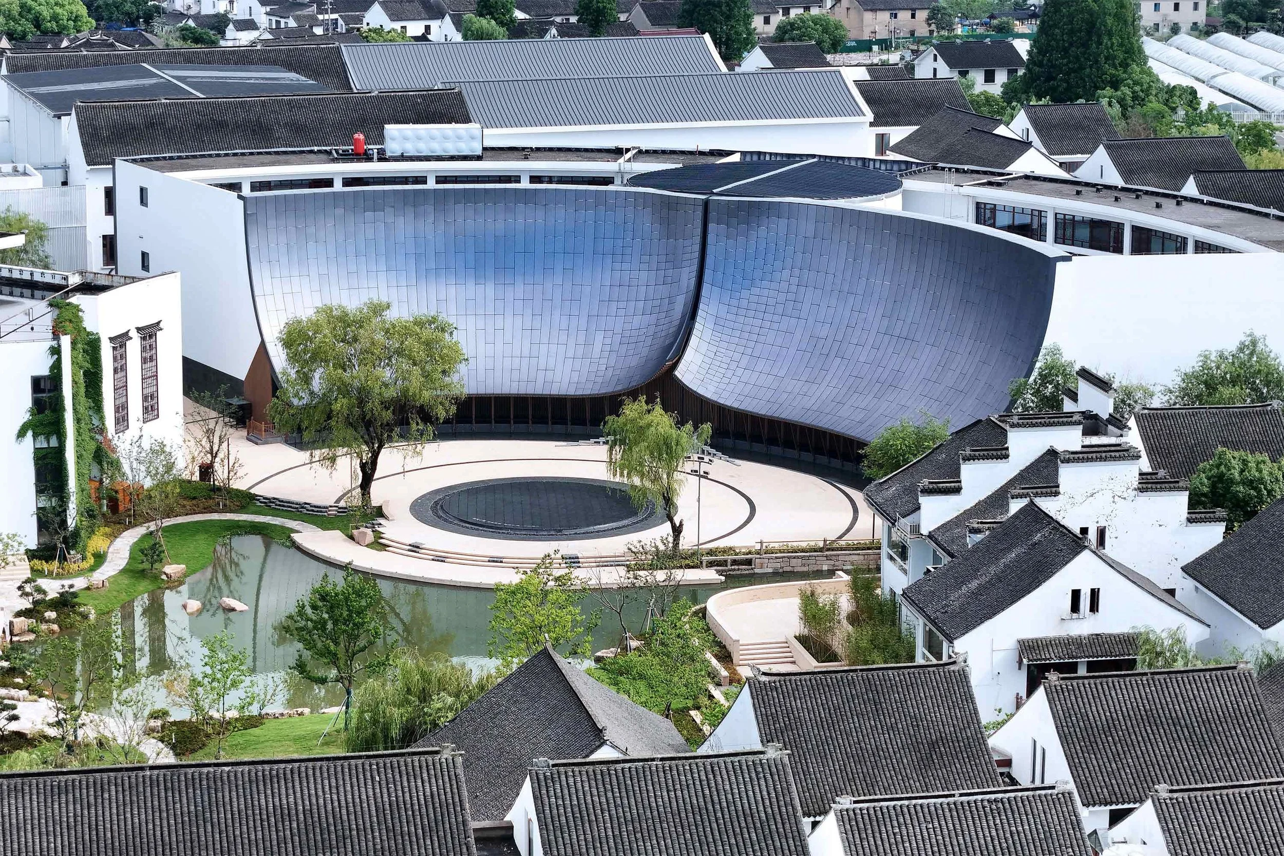 Cultural,-Art-&-Educational-Spaces-01_Zhouzhuang-Theater-Renovation-2024-7-Image-by-Cloe-Yun-Wang.jpg