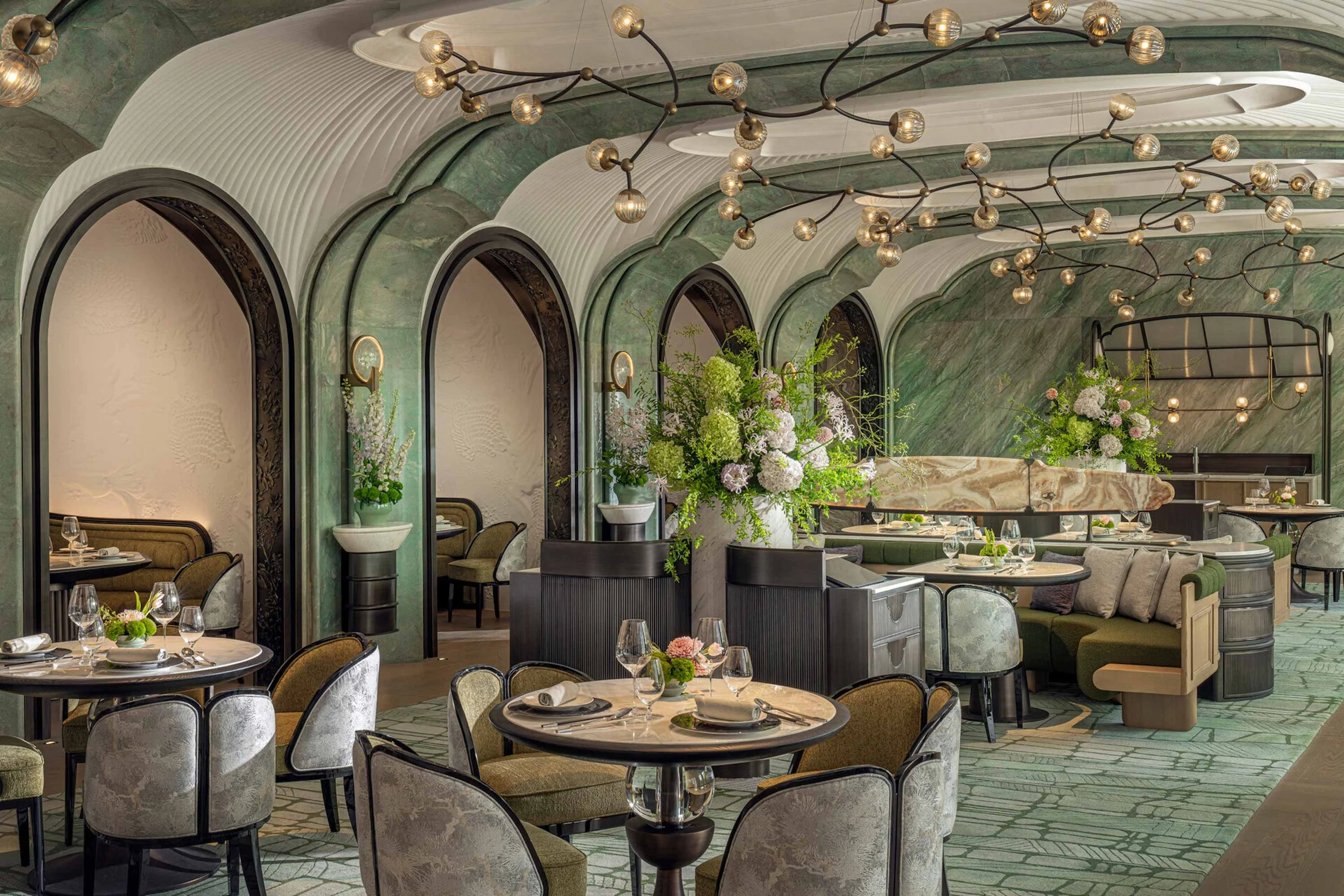 Hospitality-Spaces-(Dining)-Song---Four-Seasons-Hangzhou-2024-11-Image-by-Brandon-Barré.jpg
