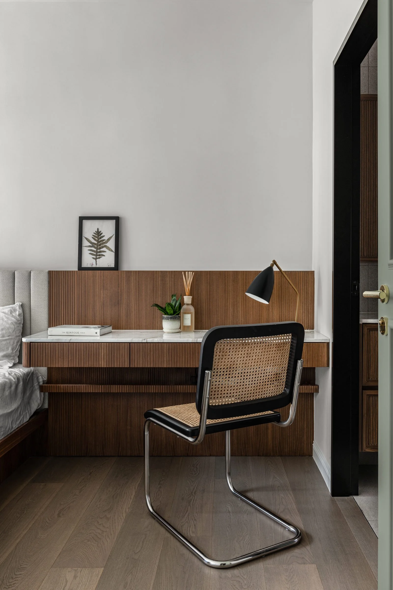 Photo inspiration: Picture Idea: Shades Of Green Define This Modern Family Apartment