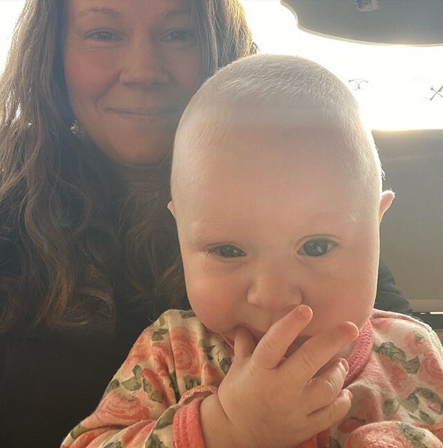 This is my kind of morning. 
A consultation with an expecting mama and some snuggles with this sweet baby girl! All while getting to visit friends @wallingfordeatery 
Of course the coffee was spot on too, so that&rsquo;s like icing on the cake! 
#her