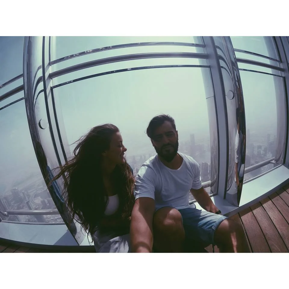 windy at the top carla maria bruno burj khalifa dubai tour travel tips travel blogger travel influencer travel vlogger lifestyle blogger lifestyle vlogger lifestyle influencer collaborate visit dubai.jpg