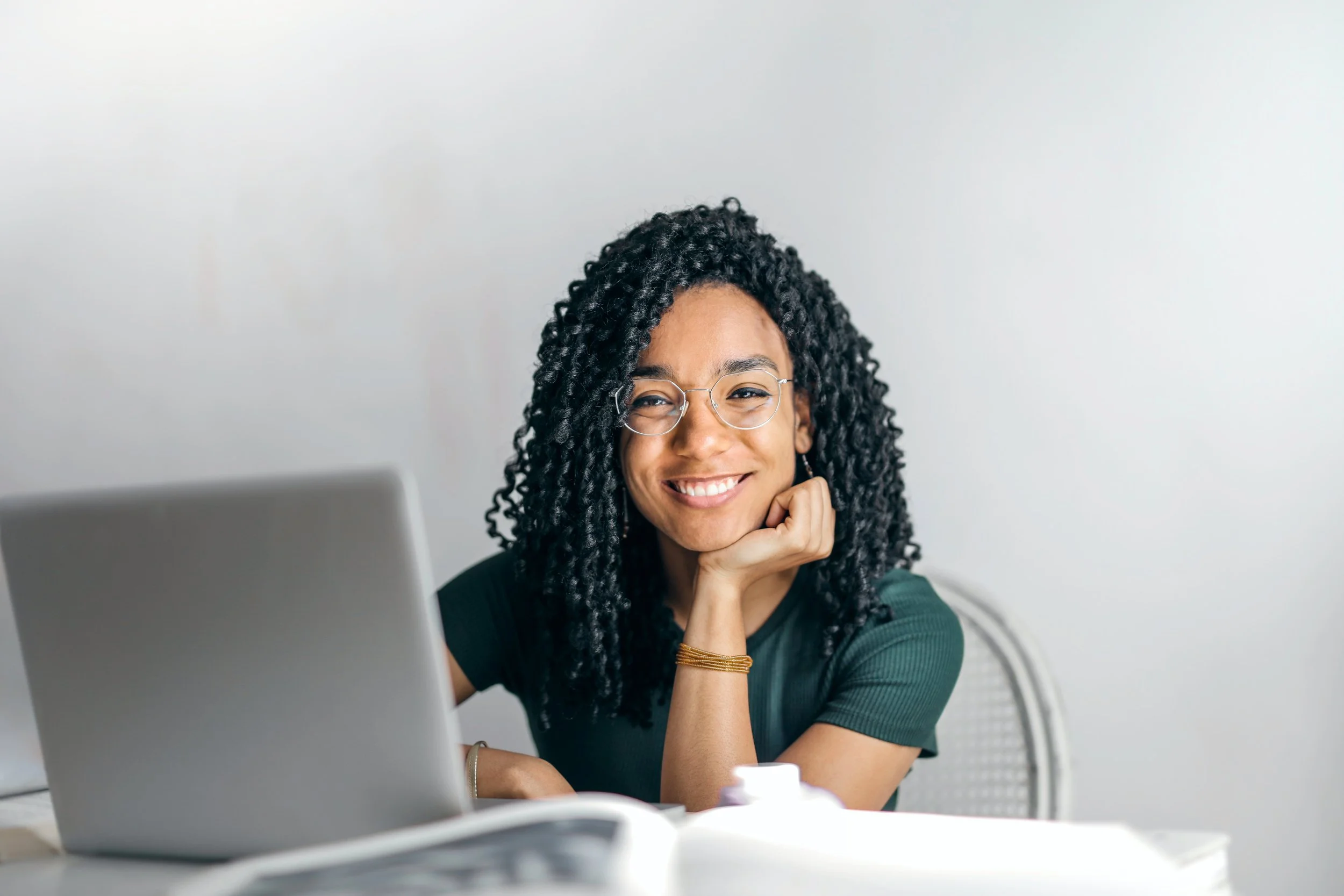Decoding Success: Unveiling the Power of Social Media Metrics and ROI