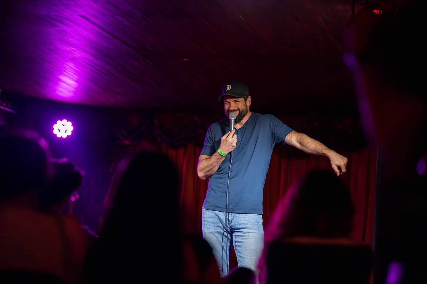 @ondeckcomedy is back?!
.
📸: @james_rios__