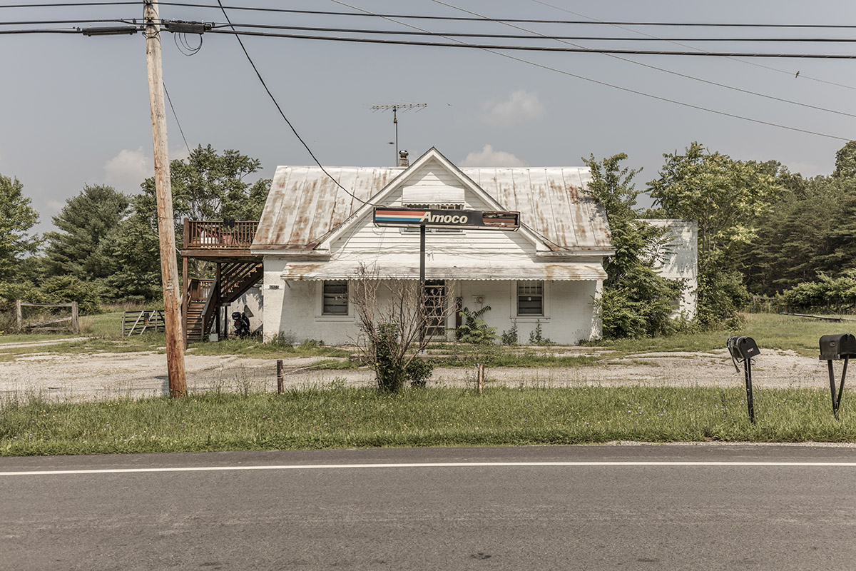 Filler Up Amoco_IMG_0862.jpg