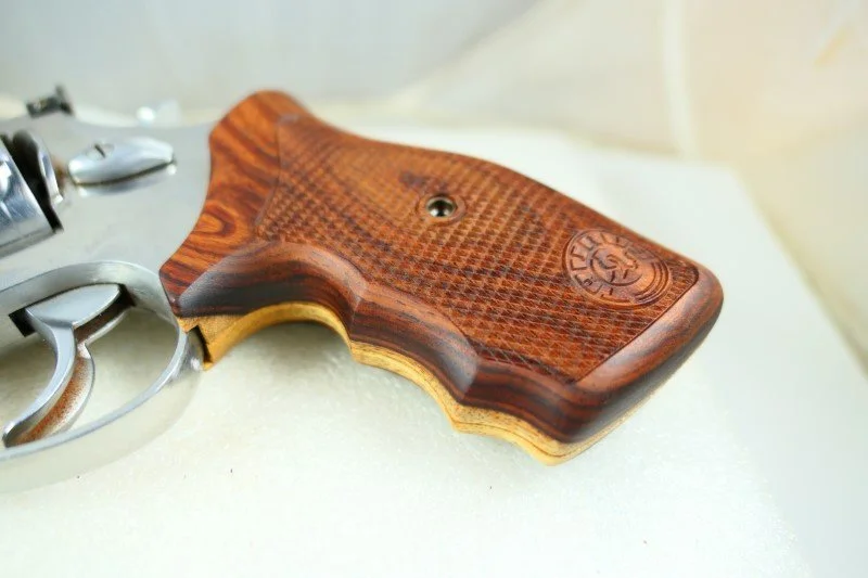 Handmade Hardwood Grip For Taurus Medium/Large Frame Square Butt .357/.38