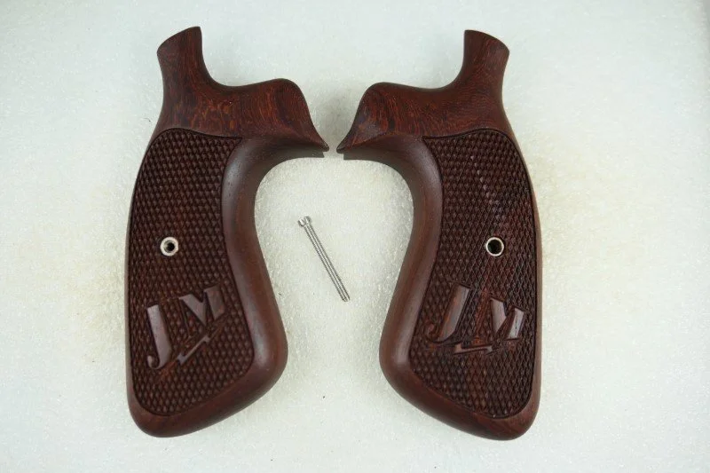 Handgun Grip for a S&W K or L frame, square butt handgun (P1240223)