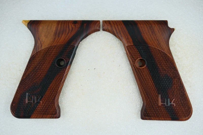 Handgun grips to fit a Heckler & Koch P7 or P7M8 handgun (P1240696)