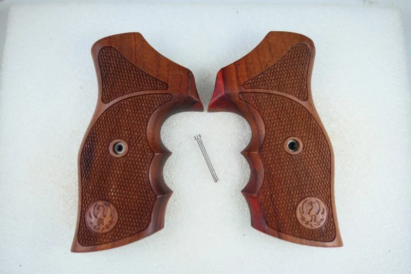 Handgun Grips for a Ruger GP-100 (P1240186)