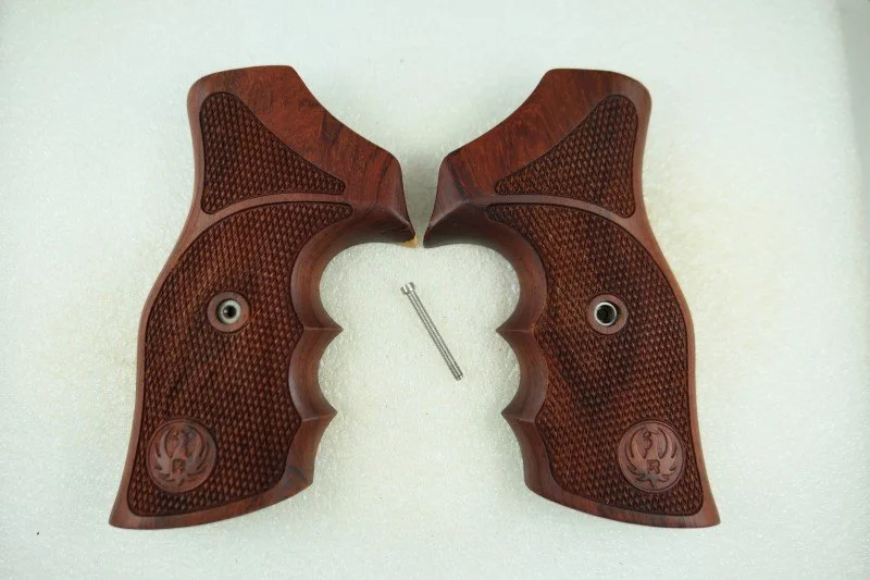 Handgun Grips for a Ruger GP-100 (P1230877)
