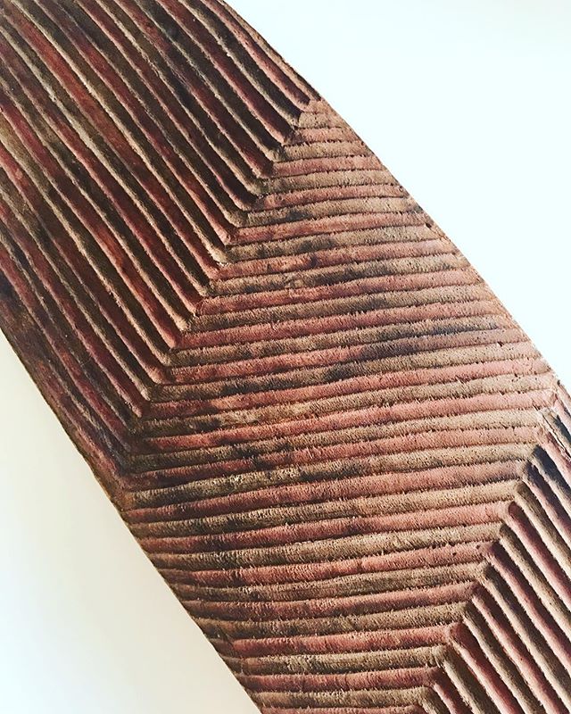 Lost in the lines... ❤️
.
20th Century Wunda Shield, Western Australia, 89cm (detail).