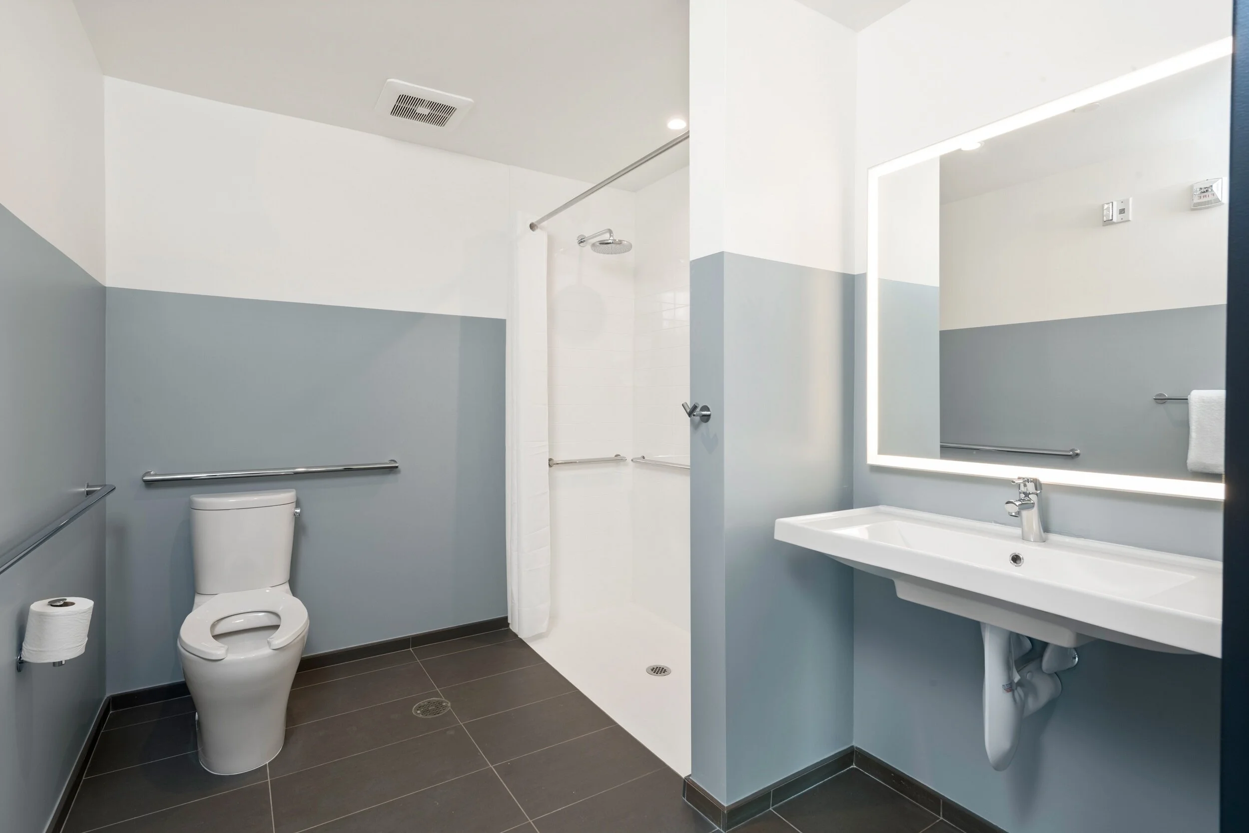  Accessible bathroom 