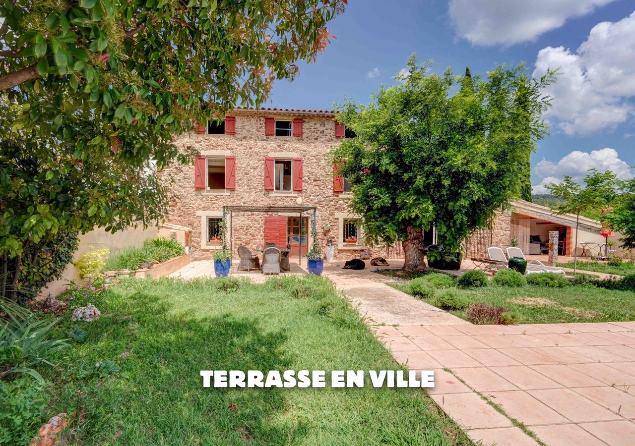 LE CANNET DES MAURES - MAS AUTHENTIQUE 1820 - 180M2 - TERRAIN 1HA  - VUE  - 1 490 000€