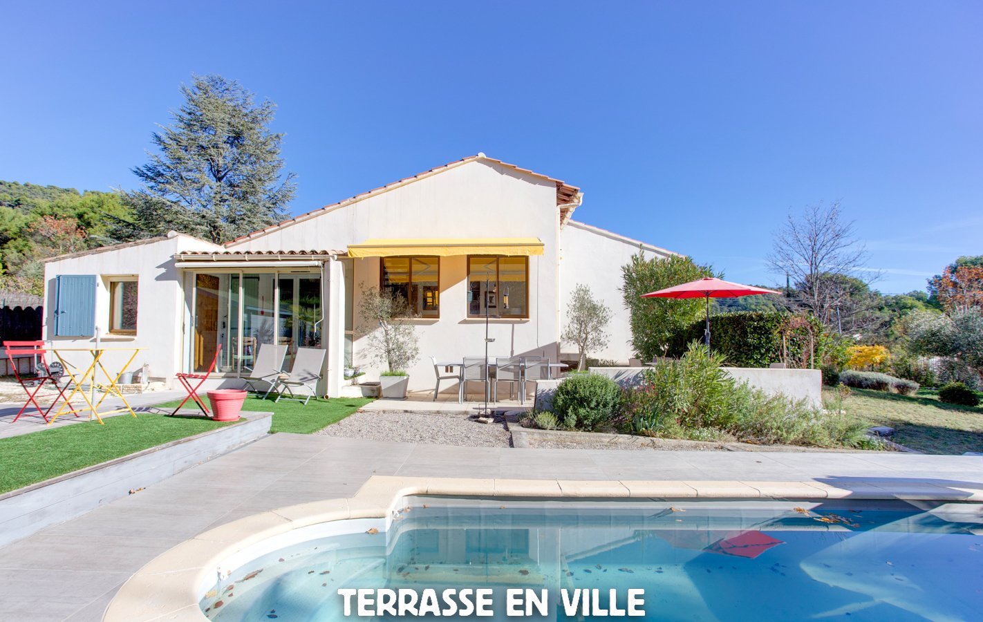 LA MOTTE D'AIGUES - MAISON - PISCINE - JARDIN - 455 000 €