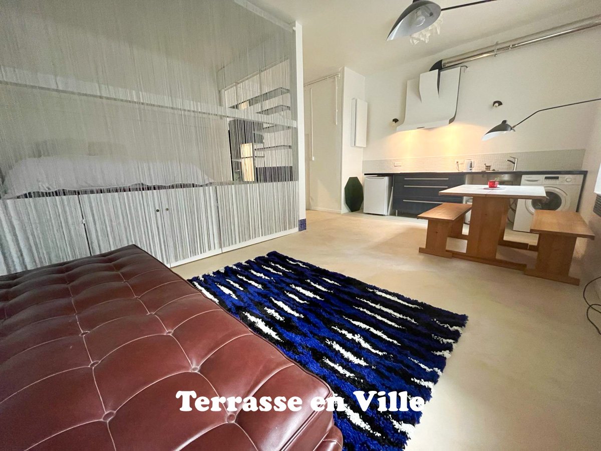 Déjà loué - Longchamp - type 1 meublé - cour commune - 690 €