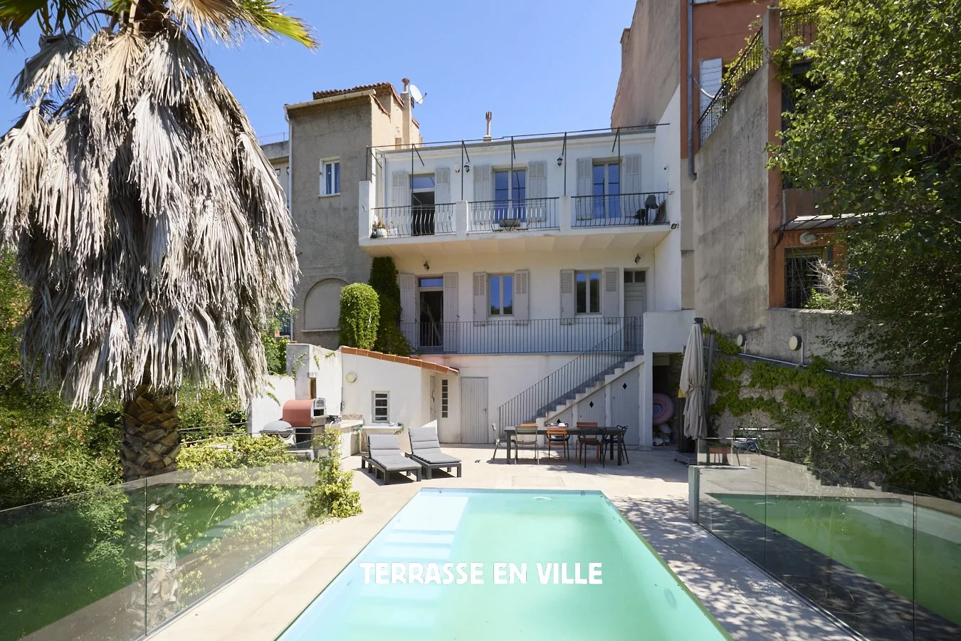 ROUCAS-BLANC – MAISON VUE MER – TERRASSE – JARDIN – PISCINE – 1 350 000 €