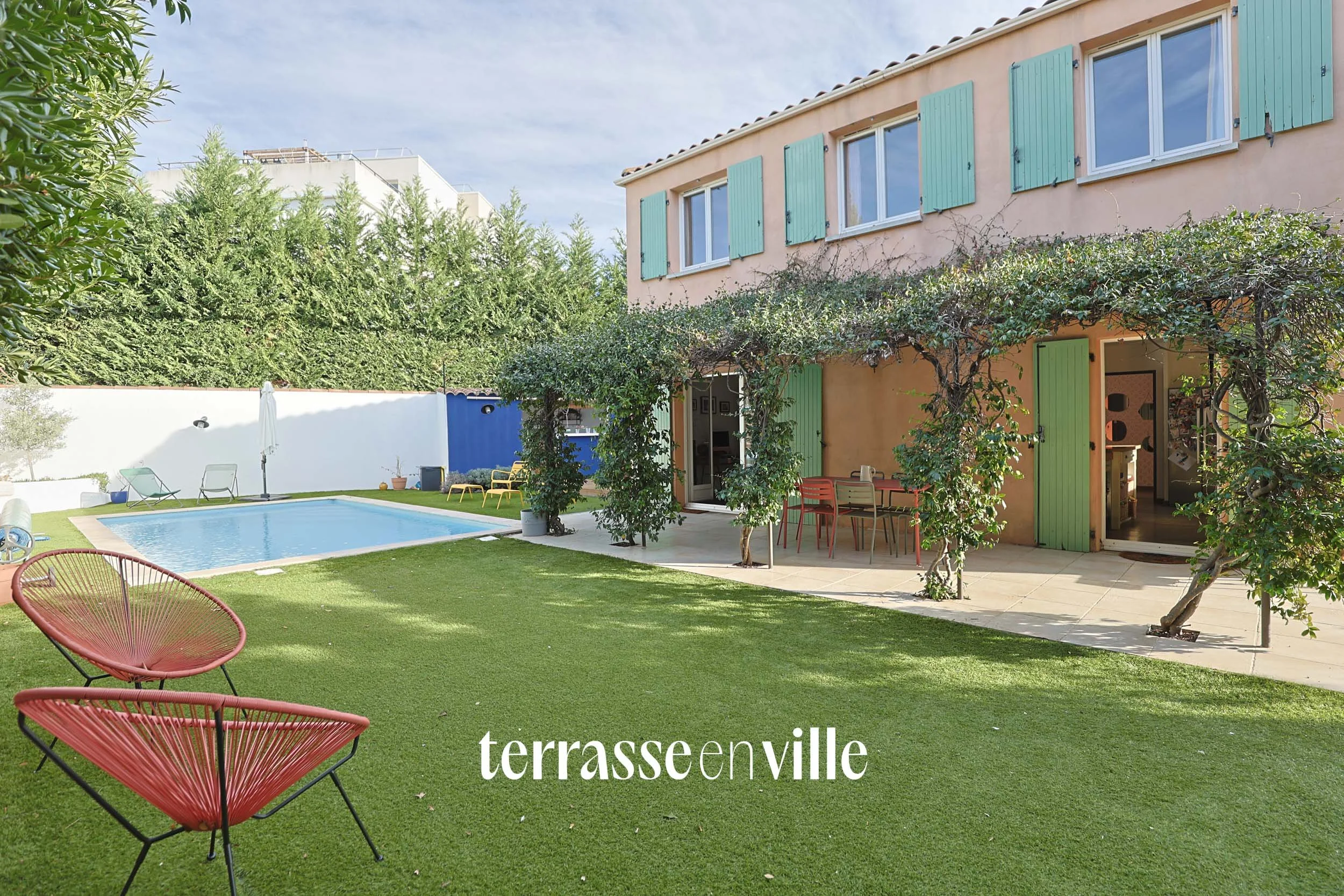 EXCLUSIVITE - CHATEAU-GOMBERT - MAISON T6 - JARDIN - PISCINE - 599 000€